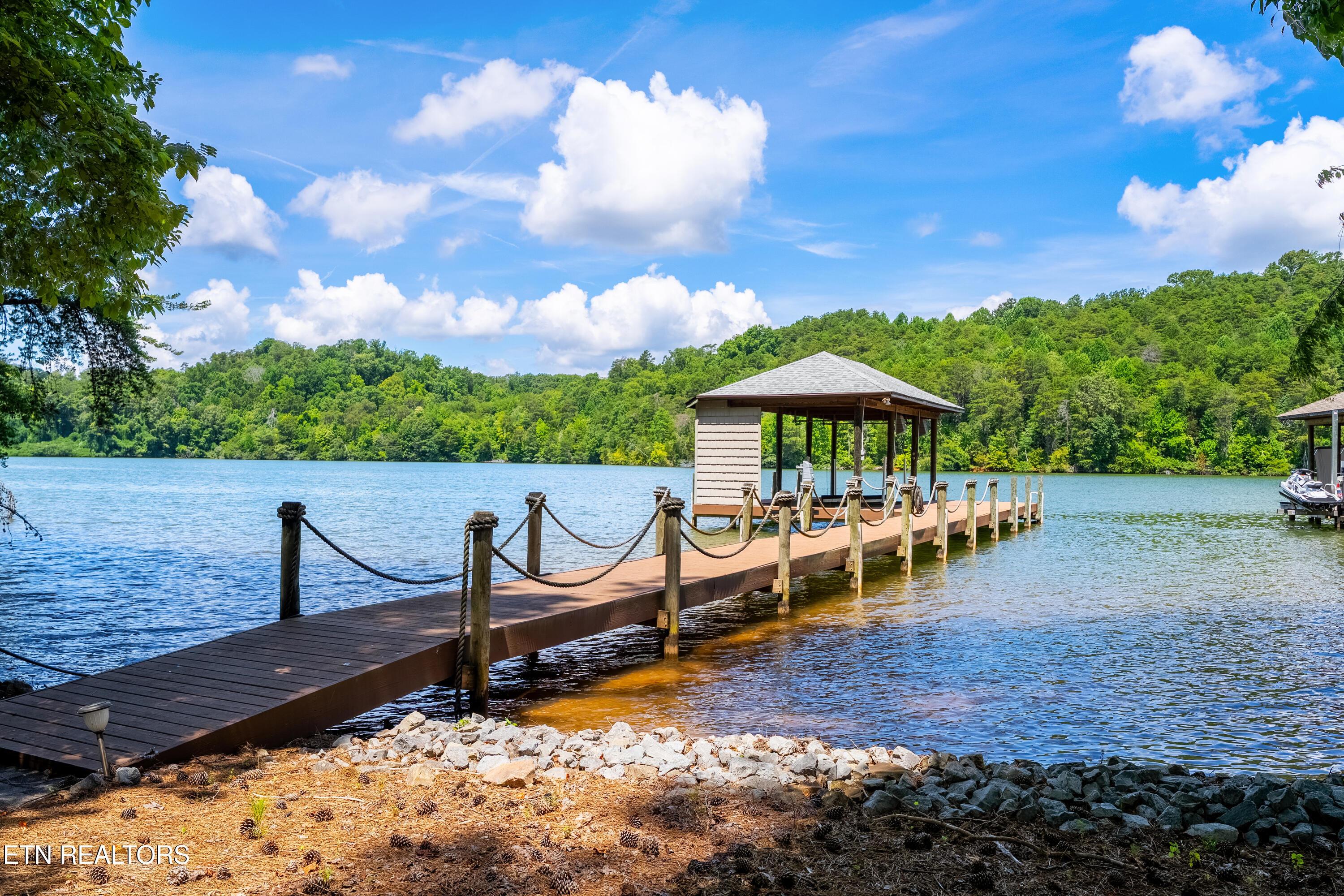 300 Marsh Hawk Drive, Vonore, TN - Fort Loudoun and Tellico Lake Real Estate - Image# 51