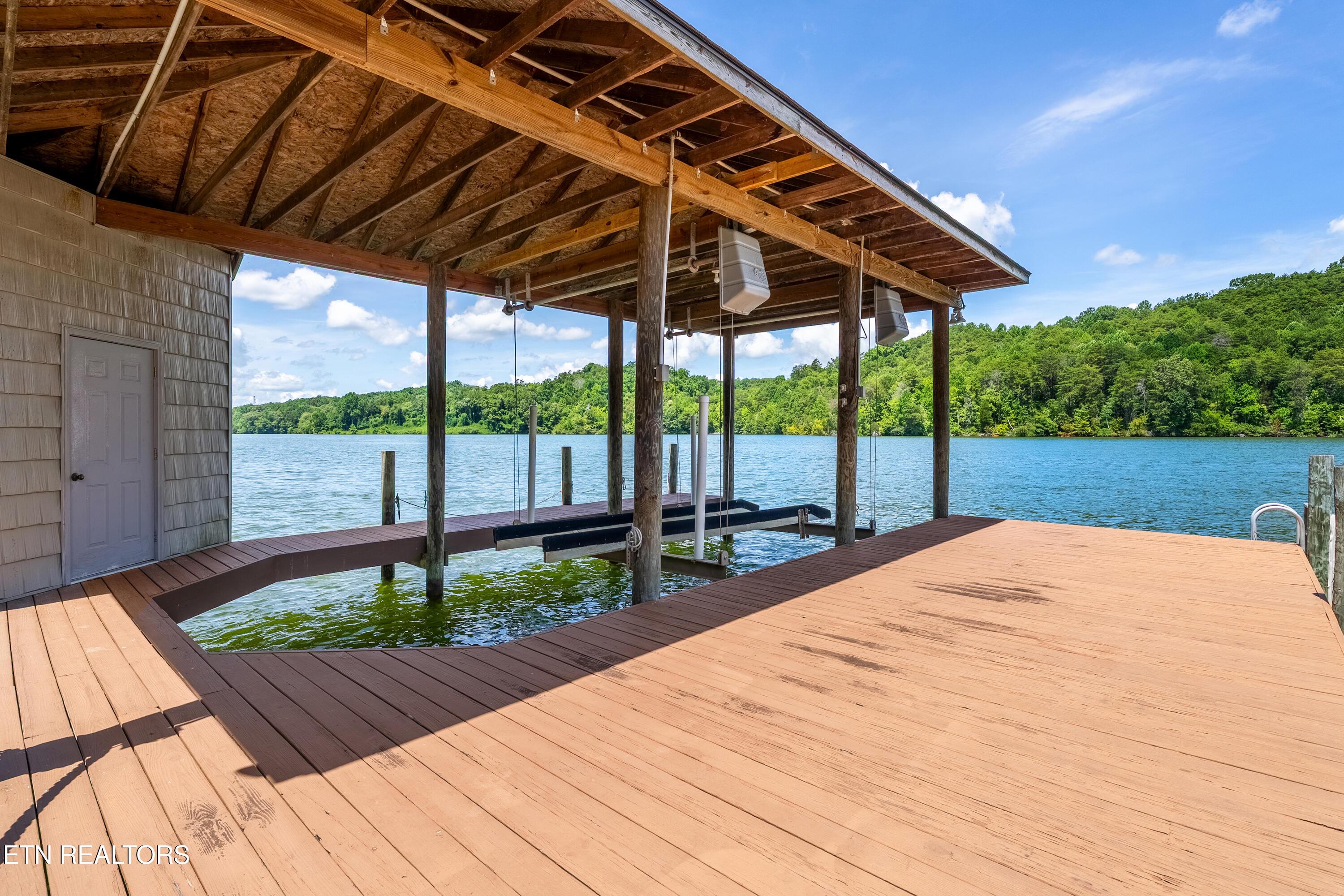 300 Marsh Hawk Drive, Vonore, TN - Fort Loudoun and Tellico Lake Real Estate - Image# 52