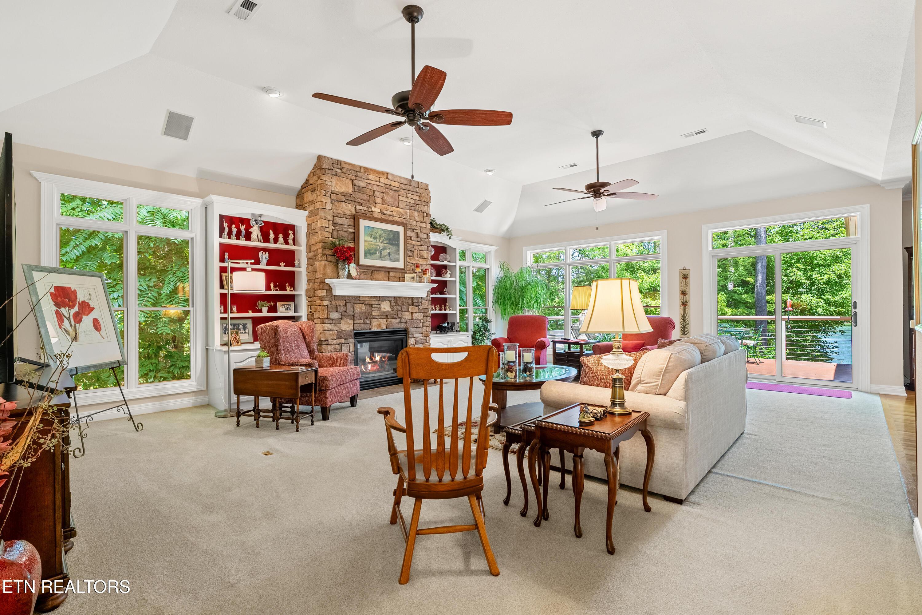 300 Marsh Hawk Drive, Vonore, TN - Fort Loudoun and Tellico Lake Real Estate - Image# 11
