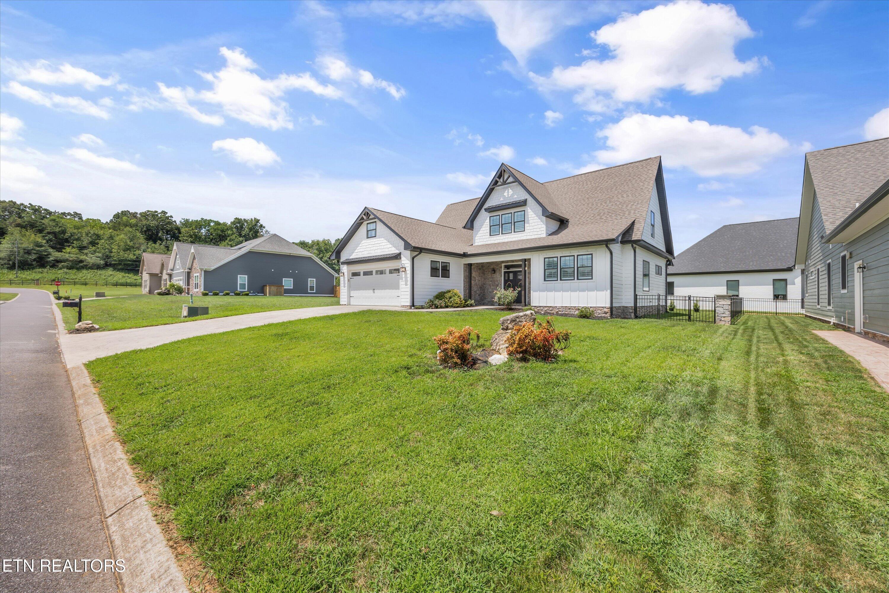 819 Cape Hatteras Light, Loudon, TN - Fort Loudoun and Tellico Lake Real Estate - Image# 9