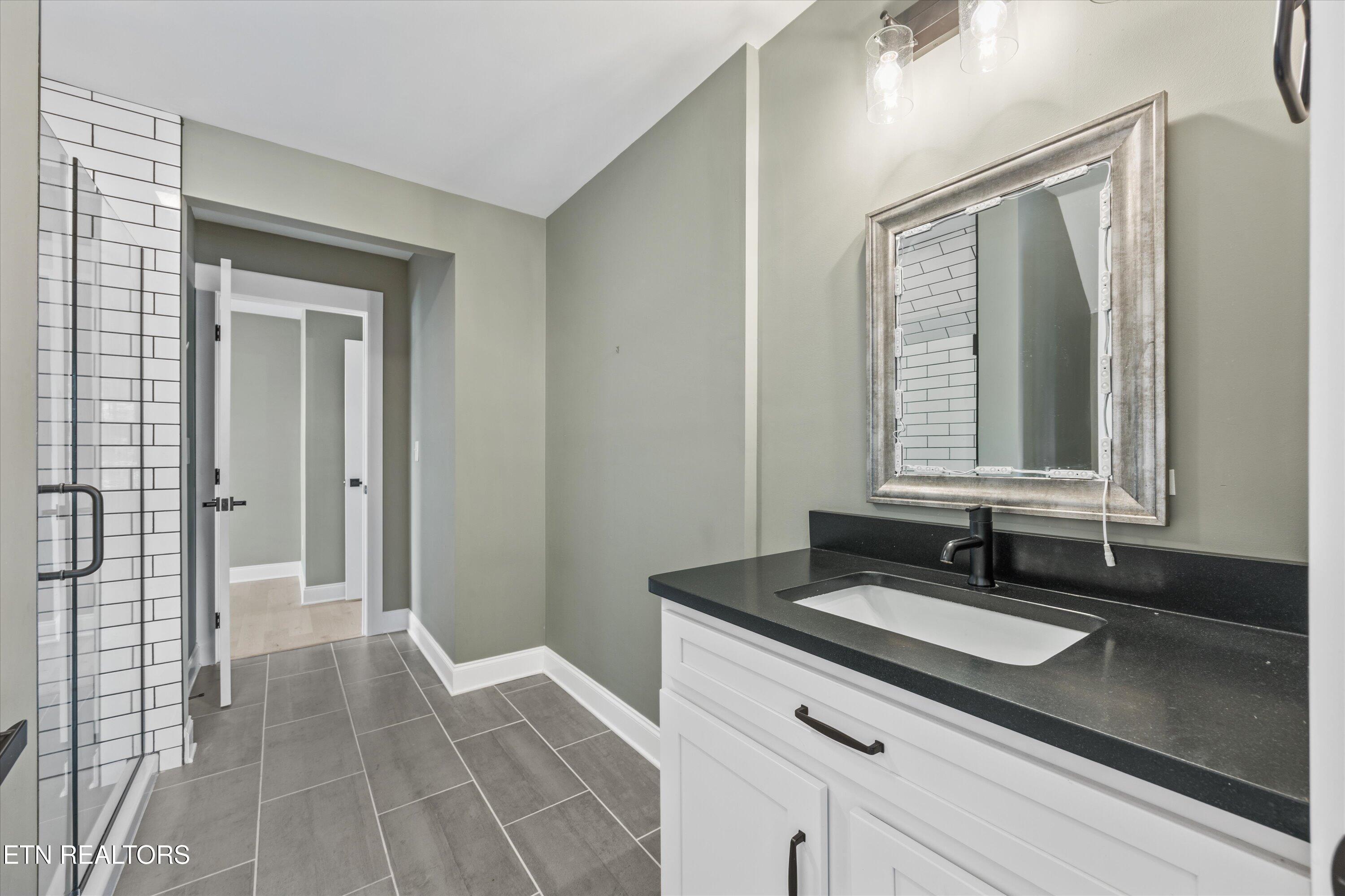 819 Cape Hatteras Light, Loudon, TN - Fort Loudoun and Tellico Lake Real Estate - Image# 44