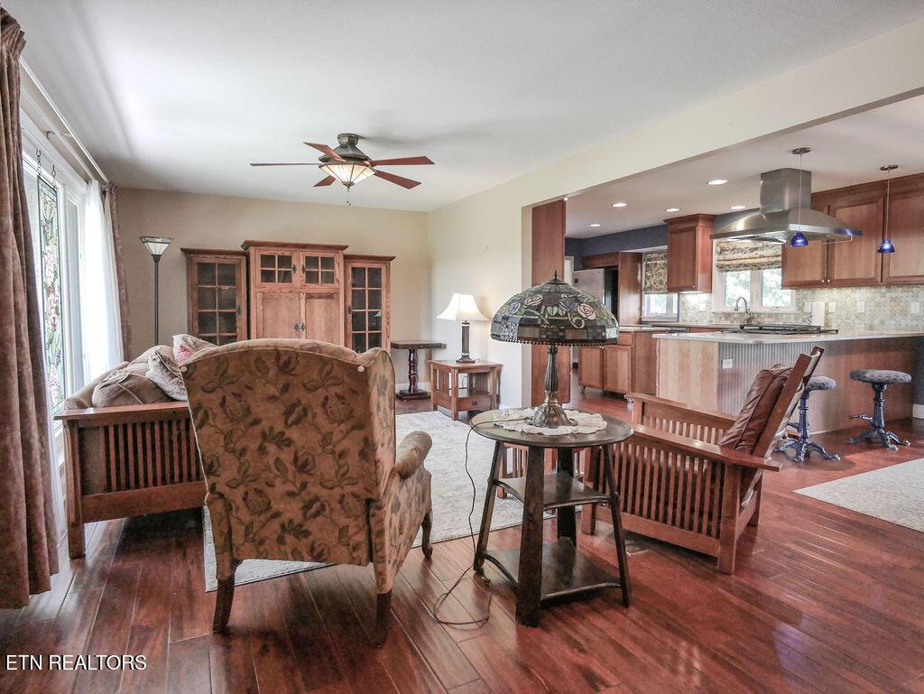 328 Lakeside Drive, Friendsville, TN - Fort Loudoun and Tellico Lake Real Estate - Image# 14