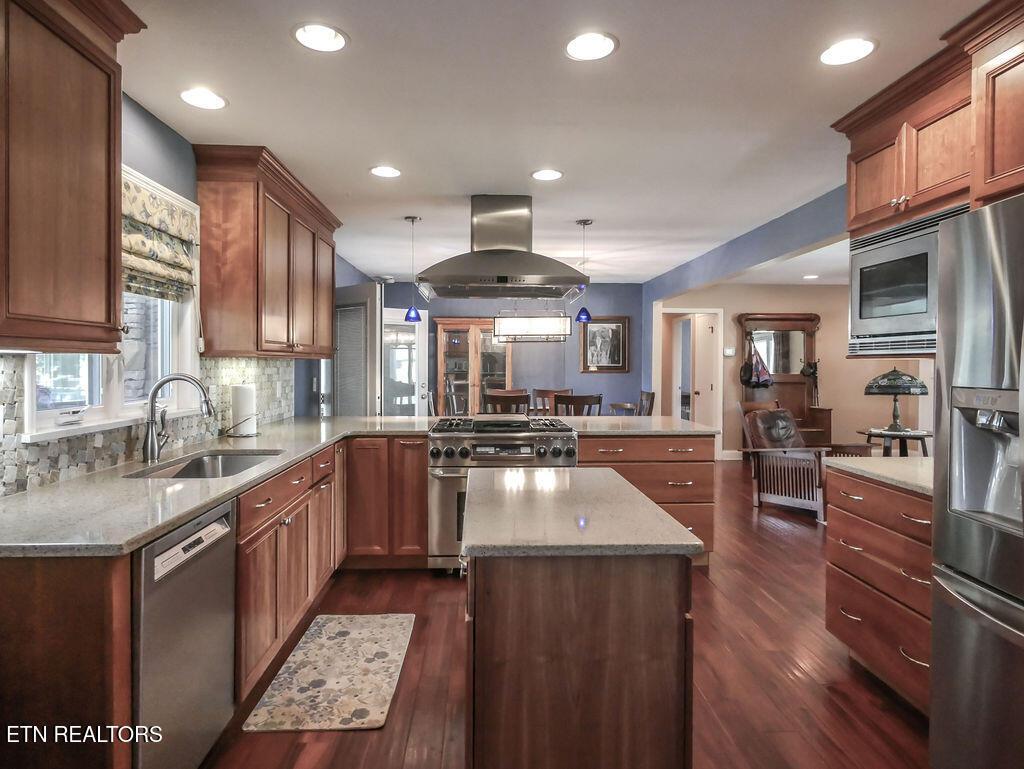328 Lakeside Drive, Friendsville, TN - Fort Loudoun and Tellico Lake Real Estate - Image# 4