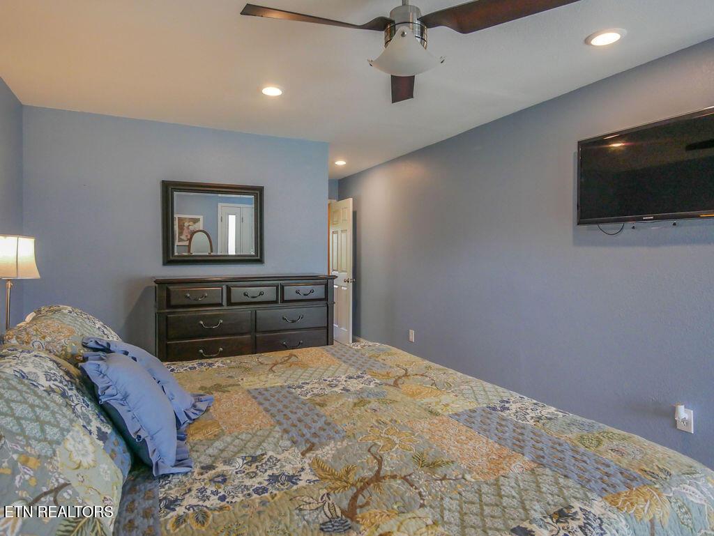 328 Lakeside Drive, Friendsville, TN - Fort Loudoun and Tellico Lake Real Estate - Image# 25