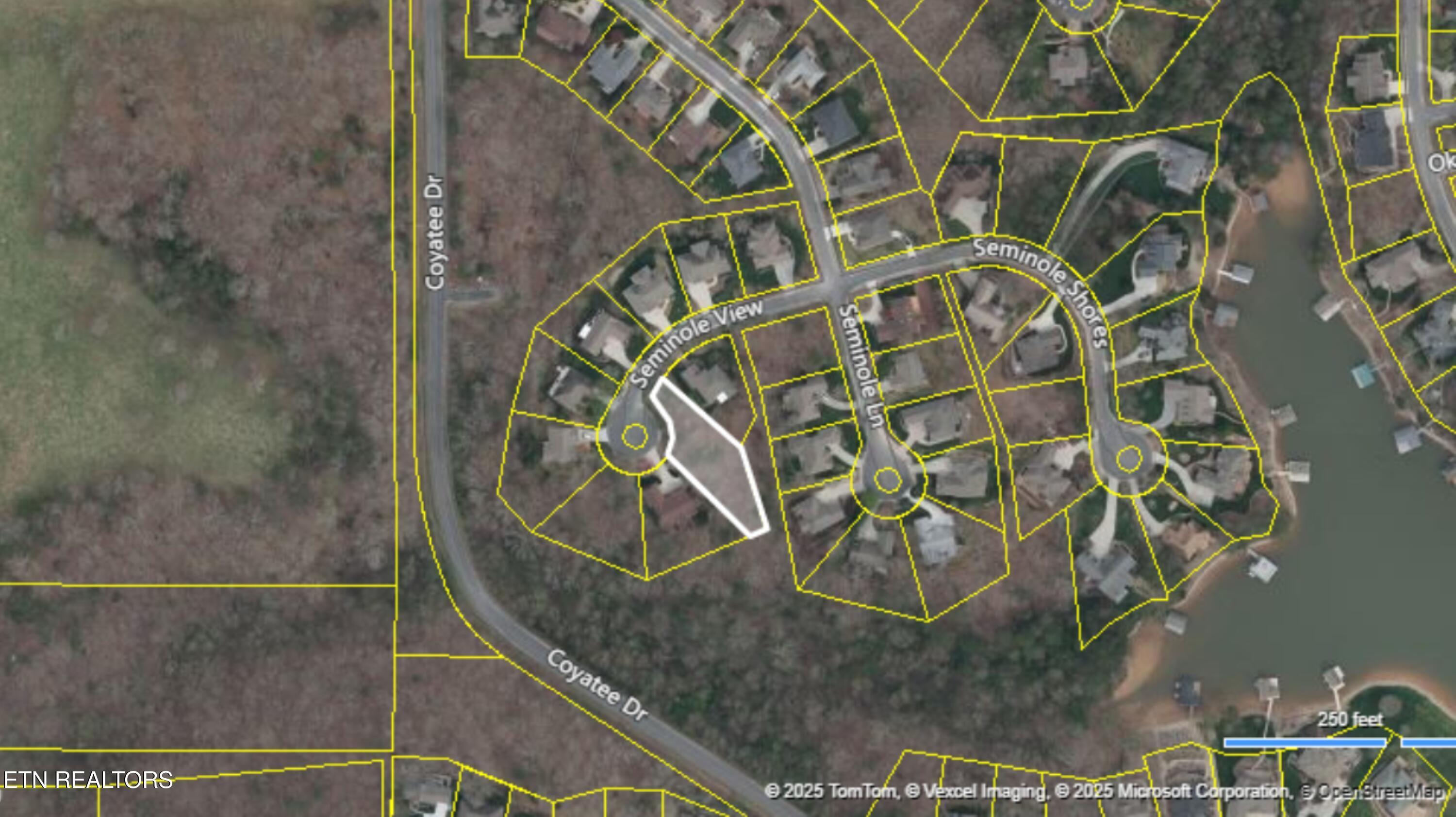 205 Seminole View, Loudon, TN - Fort Loudoun and Tellico Lake Real Estate - Image# 15