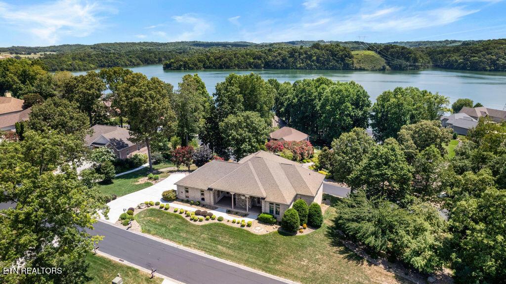 402 Catoosa Lane, Loudon, TN - Fort Loudoun and Tellico Lake Real Estate - Image# 1