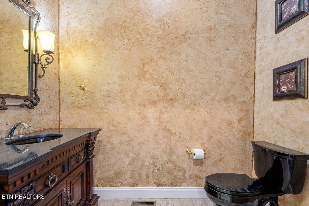 402 Catoosa Lane, Loudon, TN - Fort Loudoun and Tellico Lake Real Estate - Image# 15