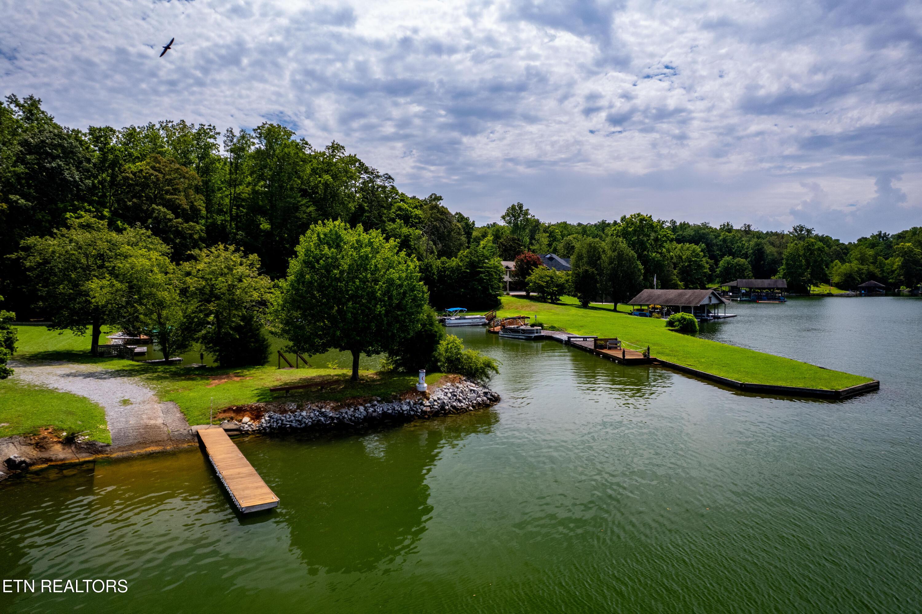 312 Parkbrook Court, Friendsville, TN - Fort Loudoun and Tellico Lake Real Estate - Image# 8
