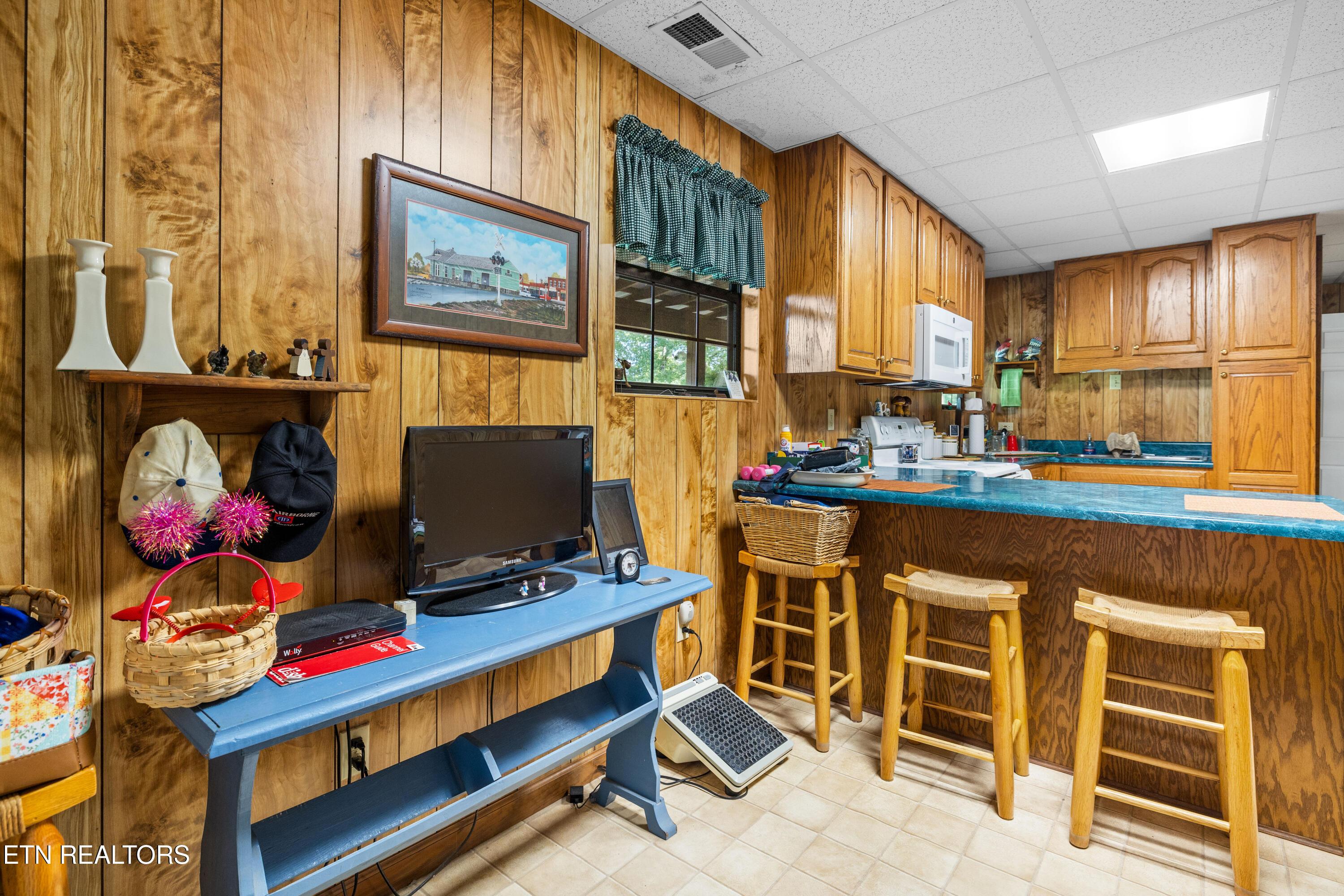 222 Cedar Pointe Lane, Maryville, TN - Fort Loudoun and Tellico Lake Real Estate - Image# 5