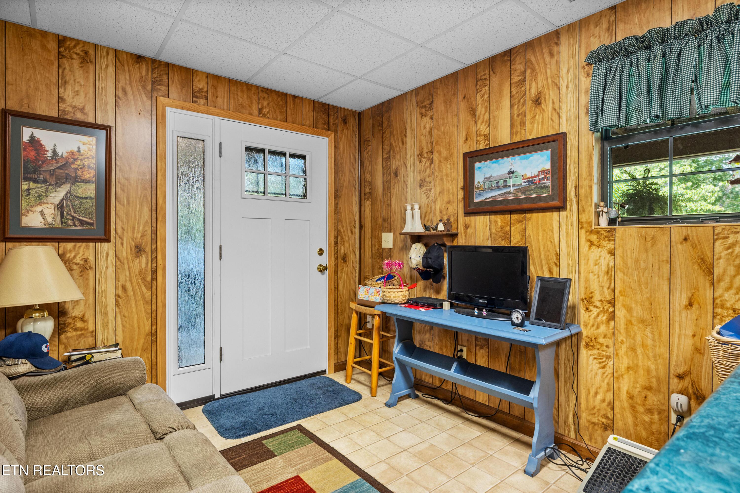 222 Cedar Pointe Lane, Maryville, TN - Fort Loudoun and Tellico Lake Real Estate - Image# 4