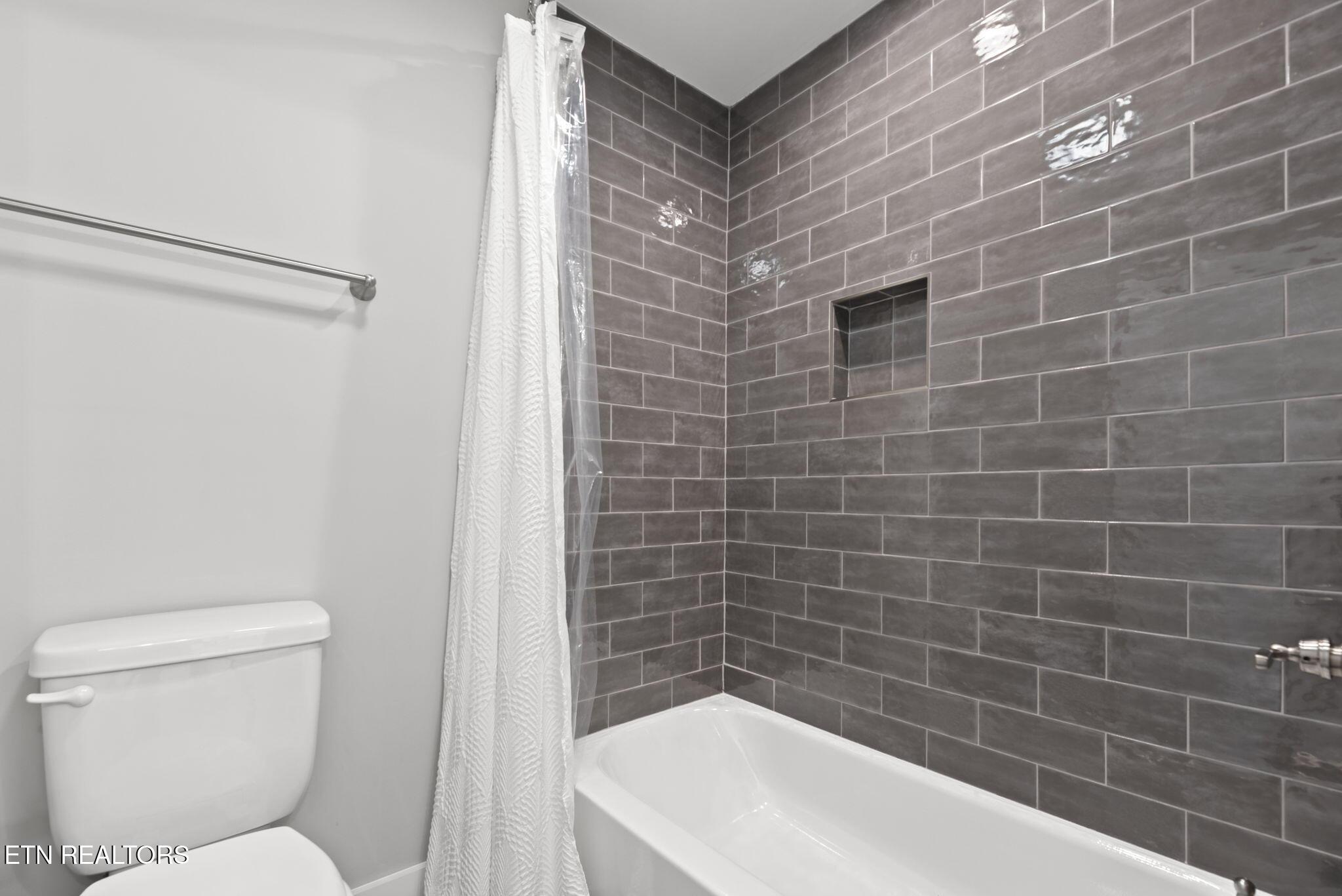 Fort Loudoun and Tellico Lake Real Estate - Image# 37