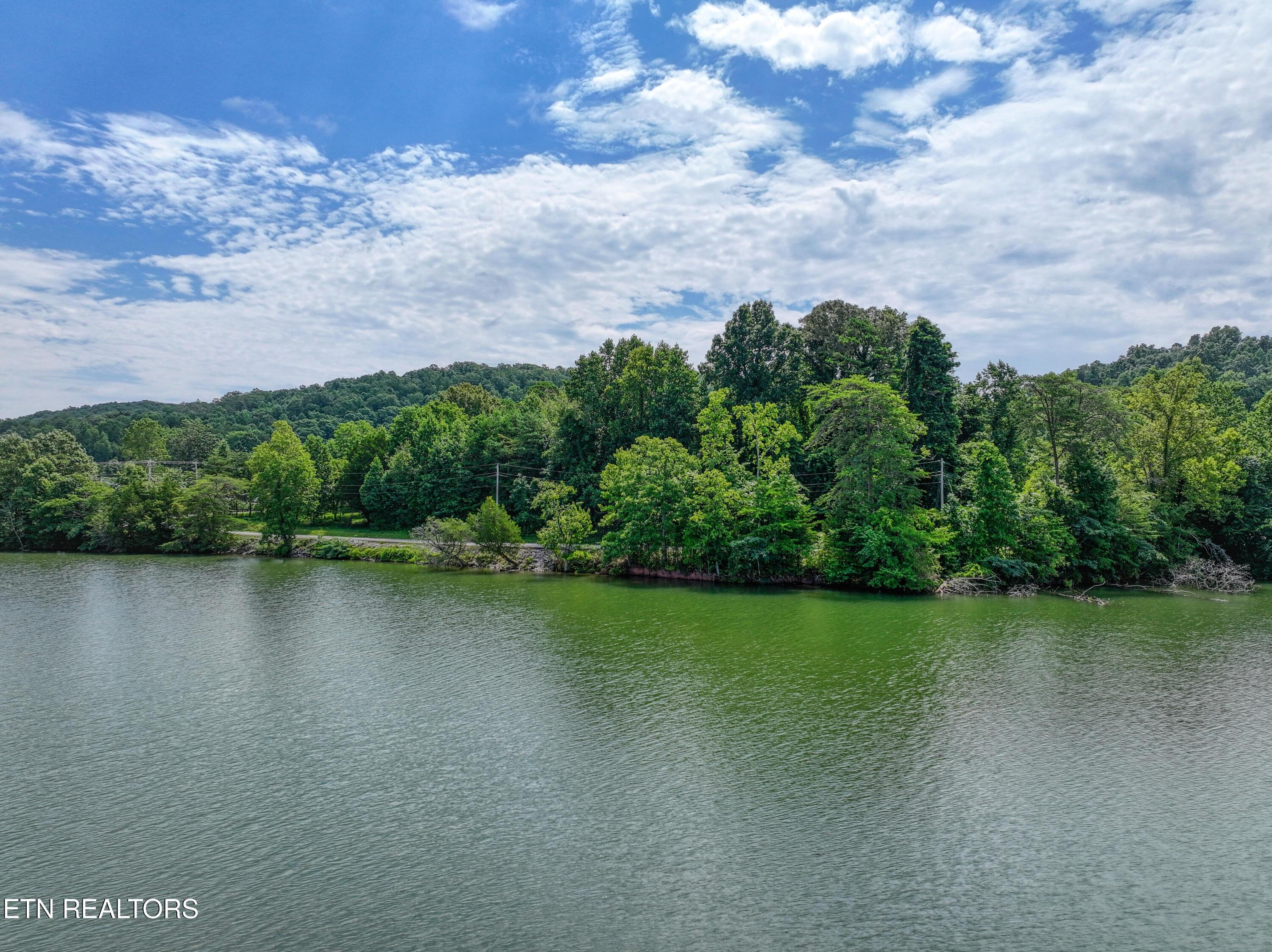 5980 Lakeside Drive, Lenoir City, TN - Fort Loudoun and Tellico Lake Real Estate - Image# 19