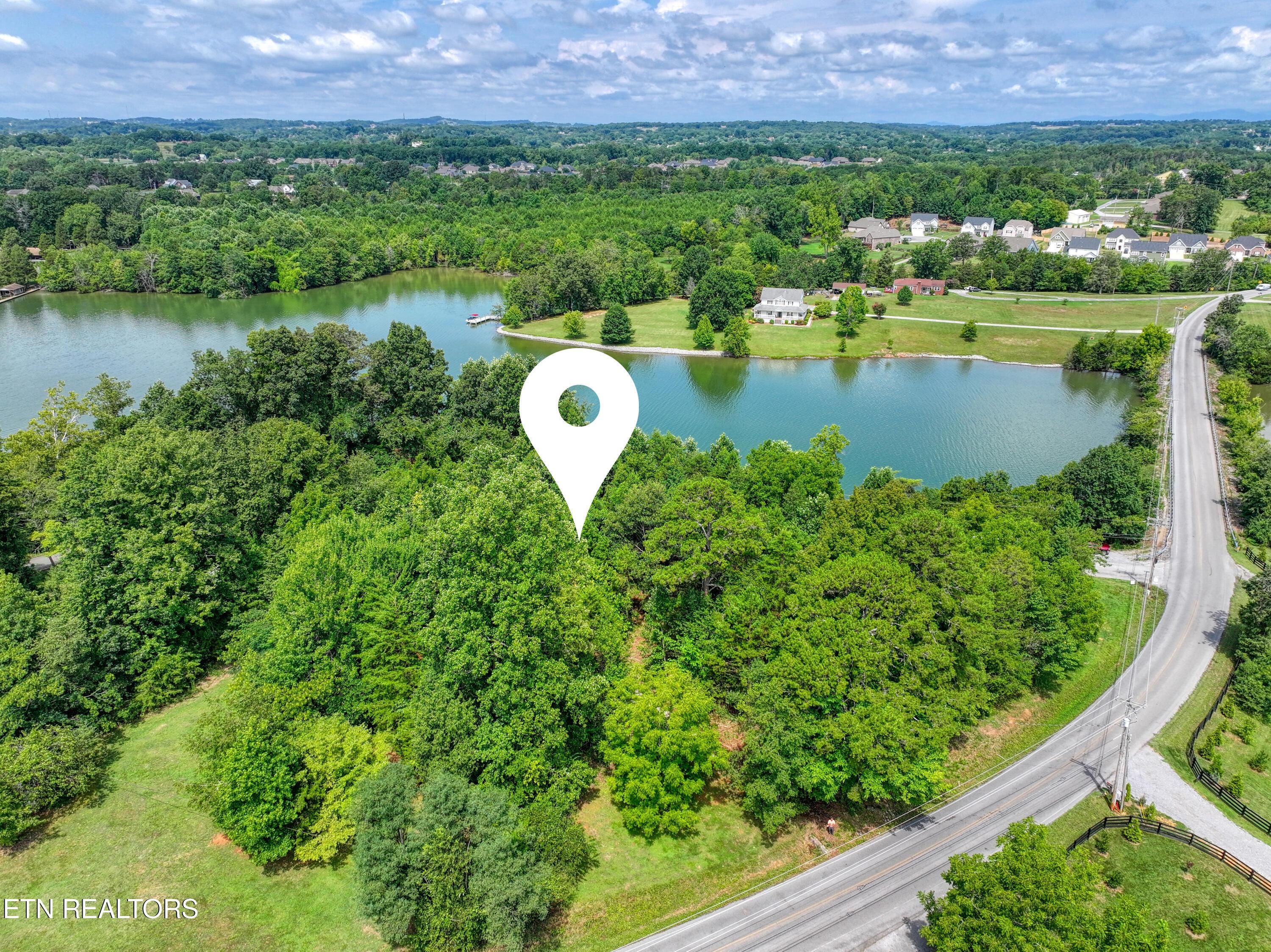 5980 Lakeside Drive, Lenoir City, TN - Fort Loudoun and Tellico Lake Real Estate - Image# 14