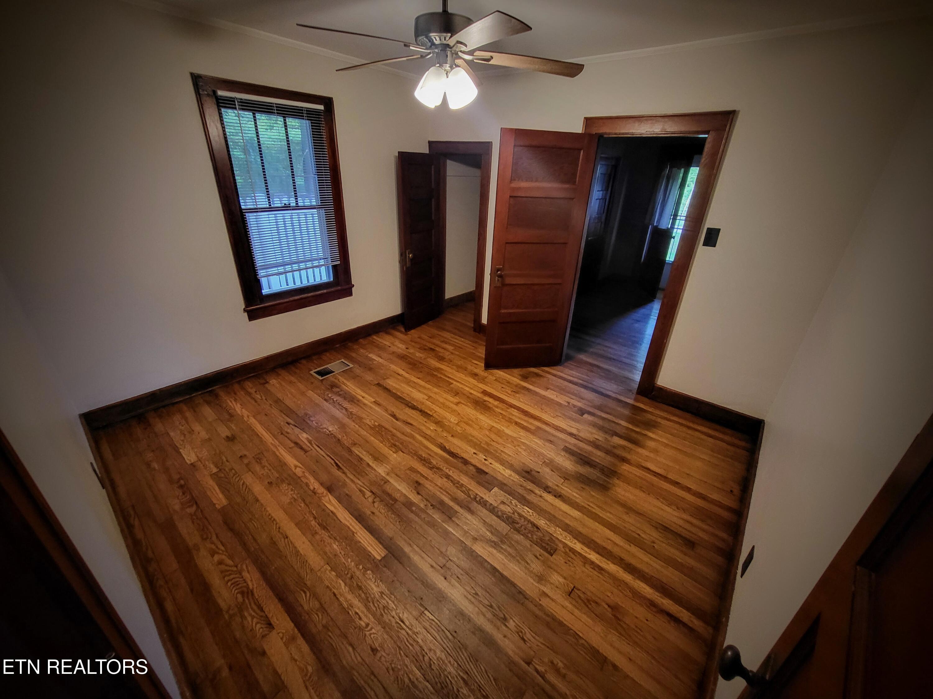 10719 Lake Ridge Drive, Knoxville, TN - Fort Loudoun and Tellico Lake Real Estate - Image# 11