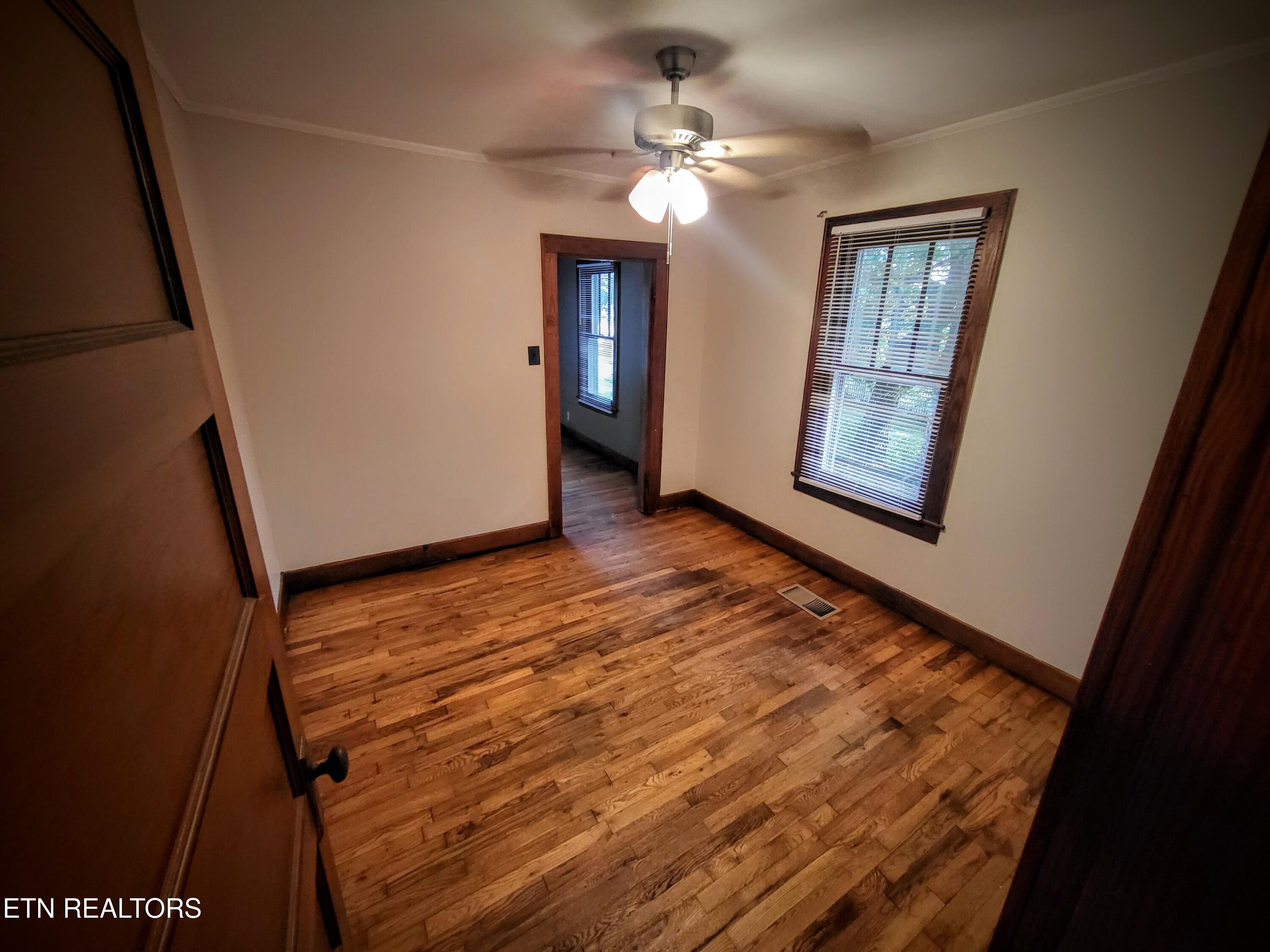 10719 Lake Ridge Drive, Knoxville, TN - Fort Loudoun and Tellico Lake Real Estate - Image# 10