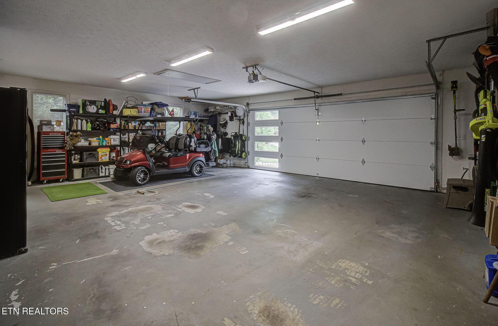 302 Tanasi Point, Loudon, TN - Fort Loudoun and Tellico Lake Real Estate - Image# 49