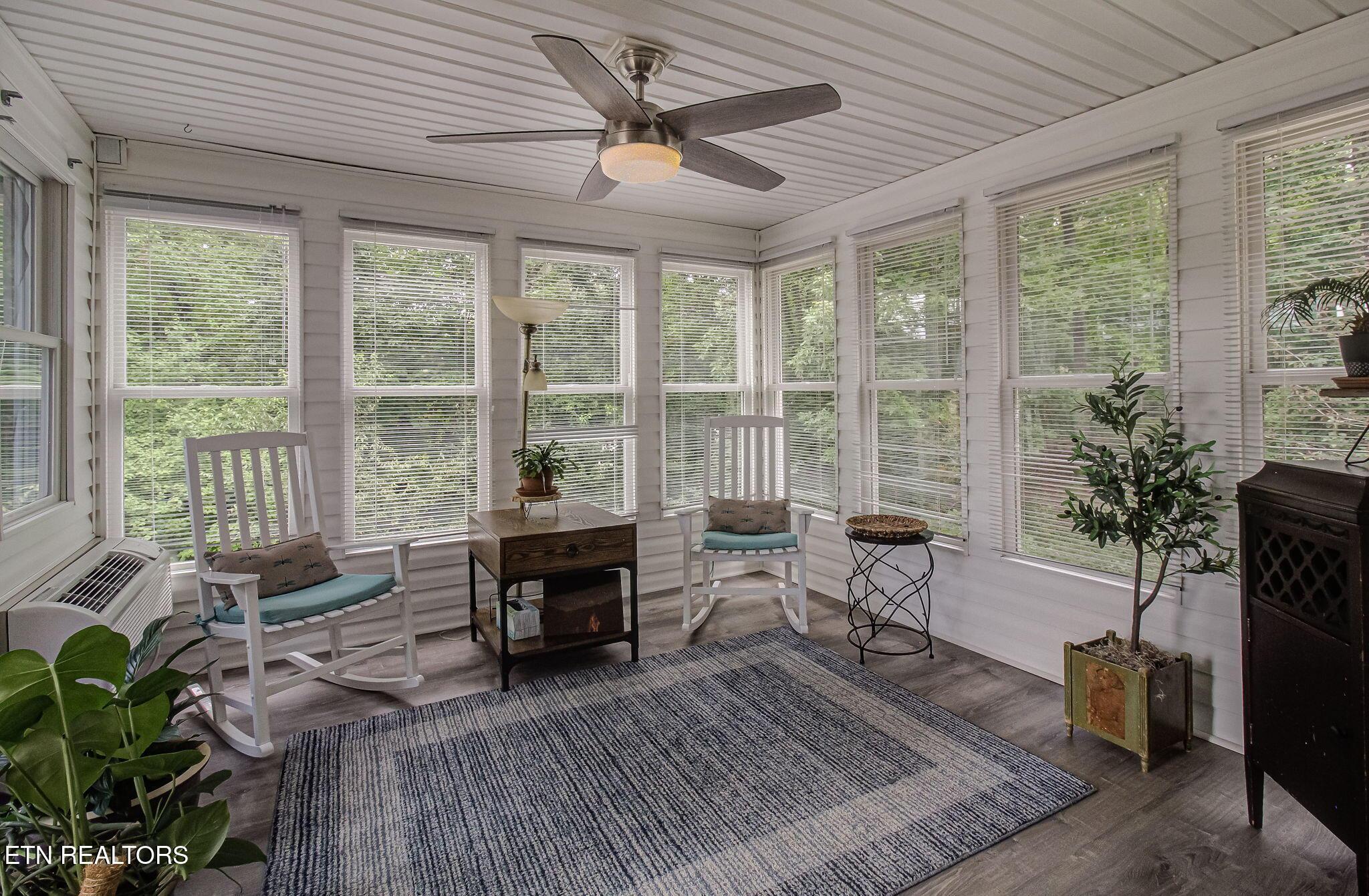 302 Tanasi Point, Loudon, TN - Fort Loudoun and Tellico Lake Real Estate - Image# 17