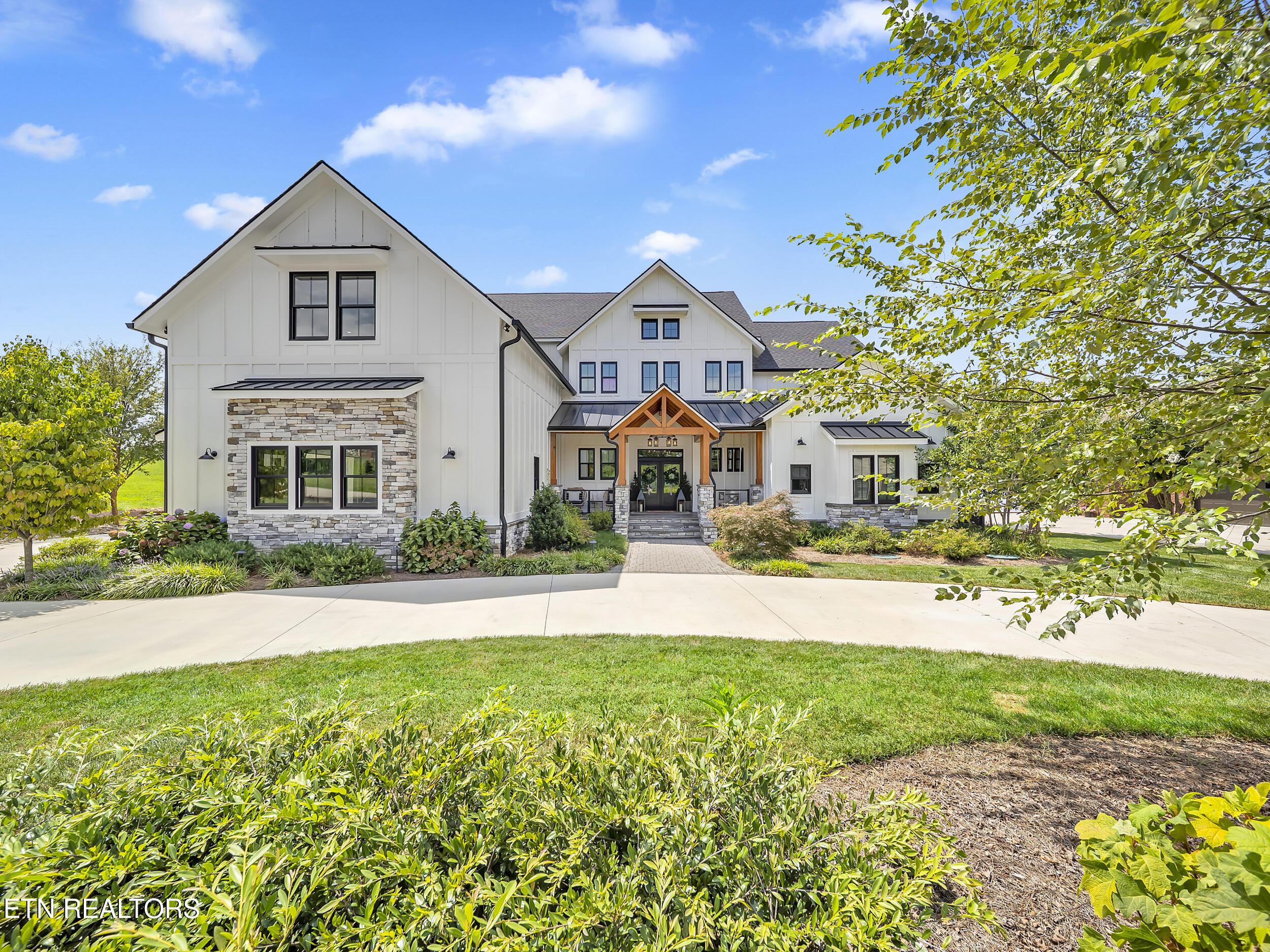 313 Spoondrift Court, Louisville, TN - Fort Loudoun and Tellico Lake Real Estate - Image# 8
