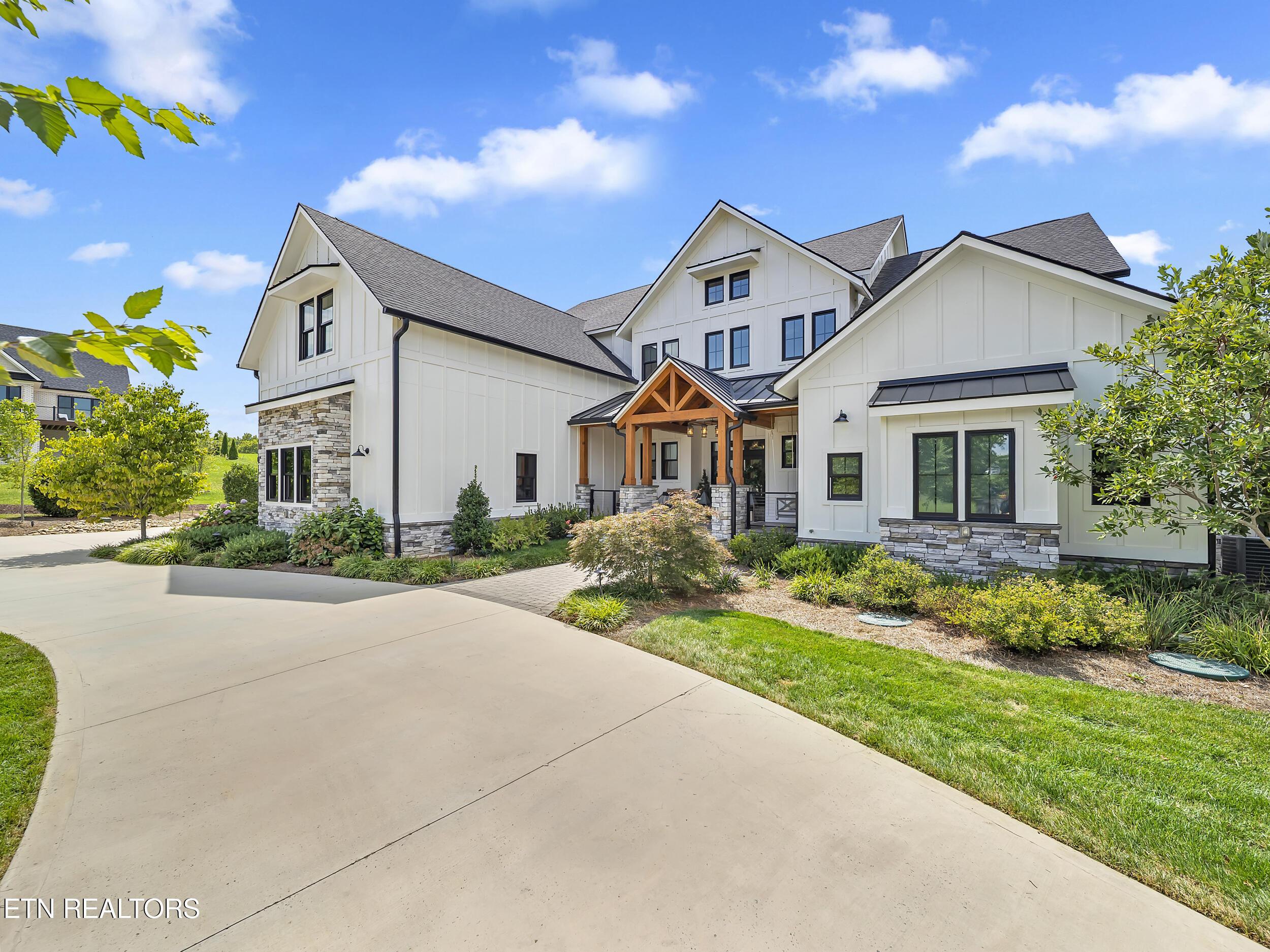 313 Spoondrift Court, Louisville, TN - Fort Loudoun and Tellico Lake Real Estate - Image# 9