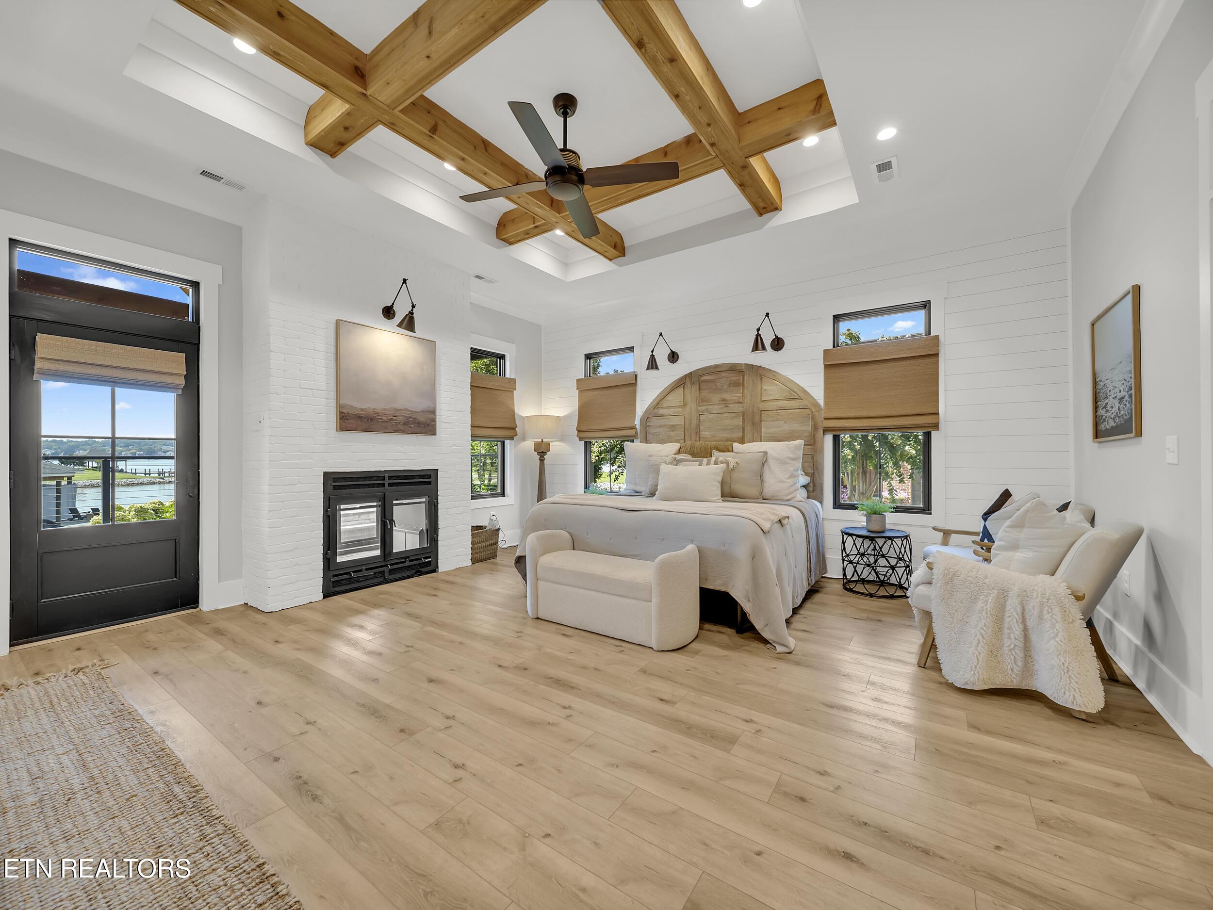 313 Spoondrift Court, Louisville, TN - Fort Loudoun and Tellico Lake Real Estate - Image# 25