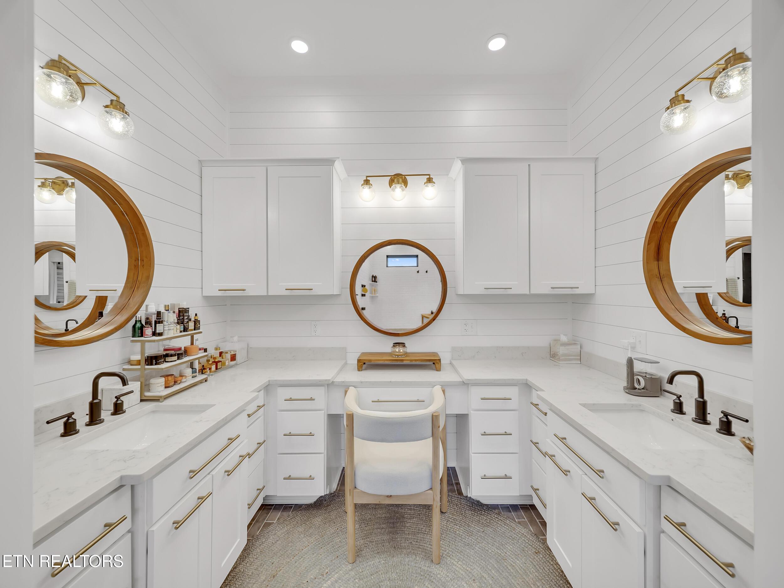313 Spoondrift Court, Louisville, TN - Fort Loudoun and Tellico Lake Real Estate - Image# 33