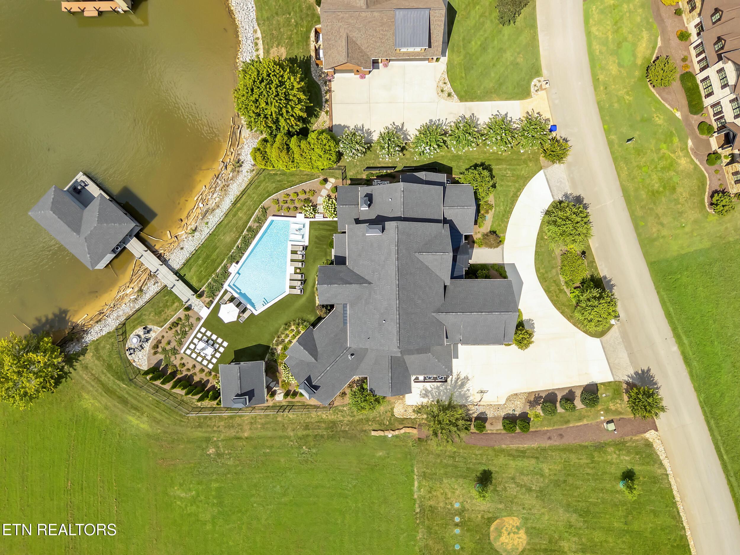 313 Spoondrift Court, Louisville, TN - Fort Loudoun and Tellico Lake Real Estate - Image# 61