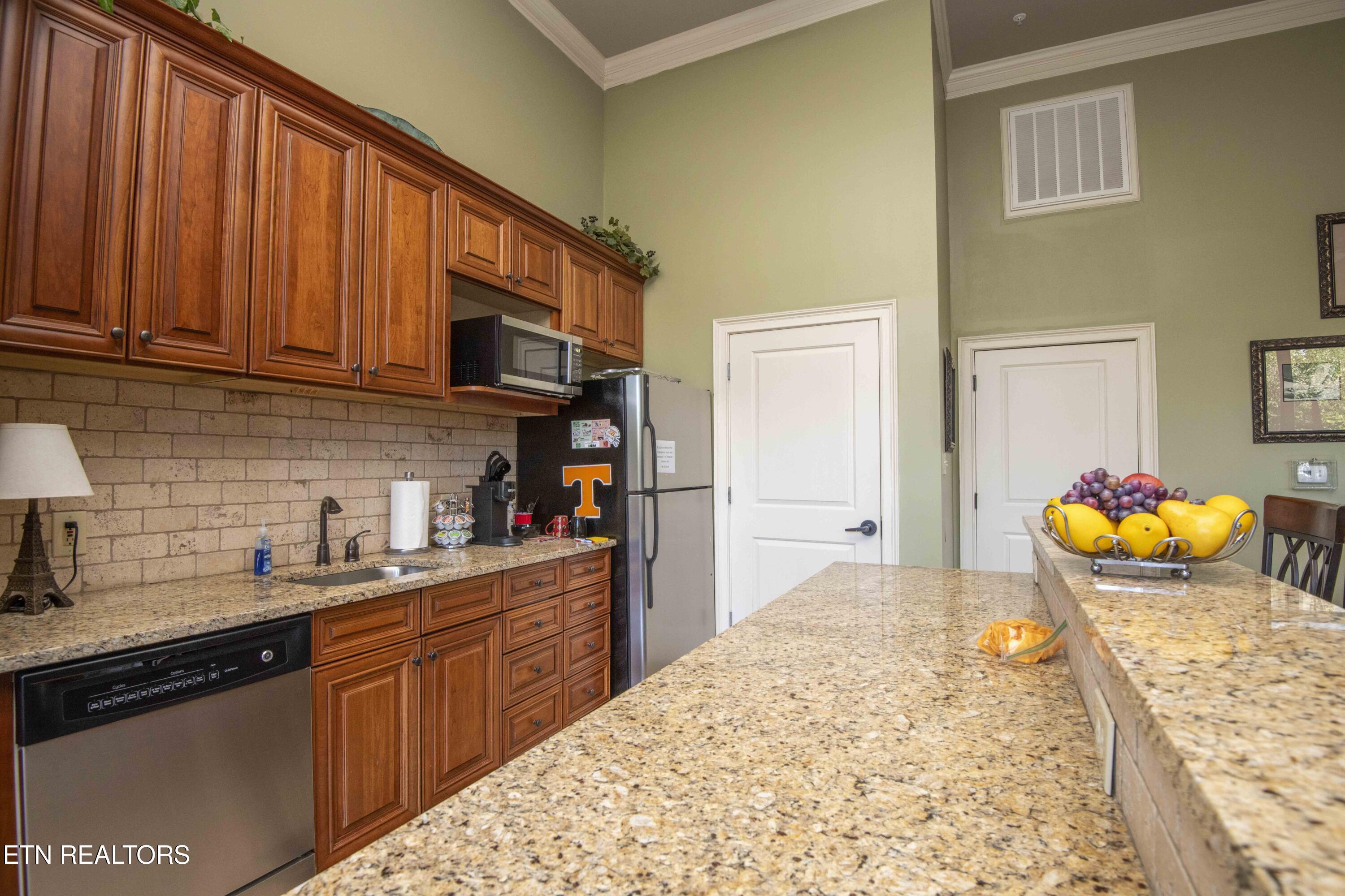 445 W Blount Ave, Knoxville, TN - Fort Loudoun and Tellico Lake Real Estate - Image# 40
