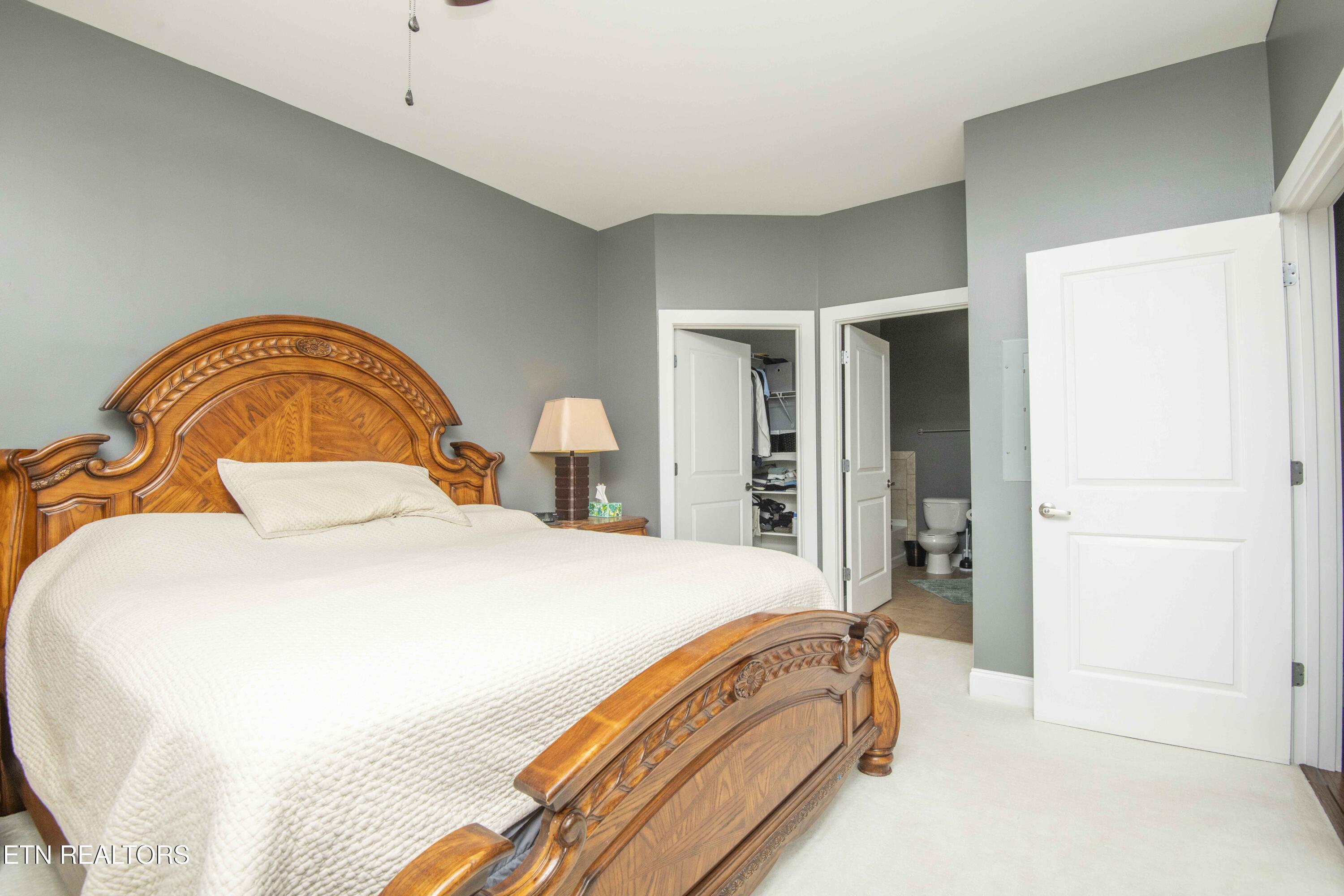 445 W Blount Ave, Knoxville, TN - Fort Loudoun and Tellico Lake Real Estate - Image# 24