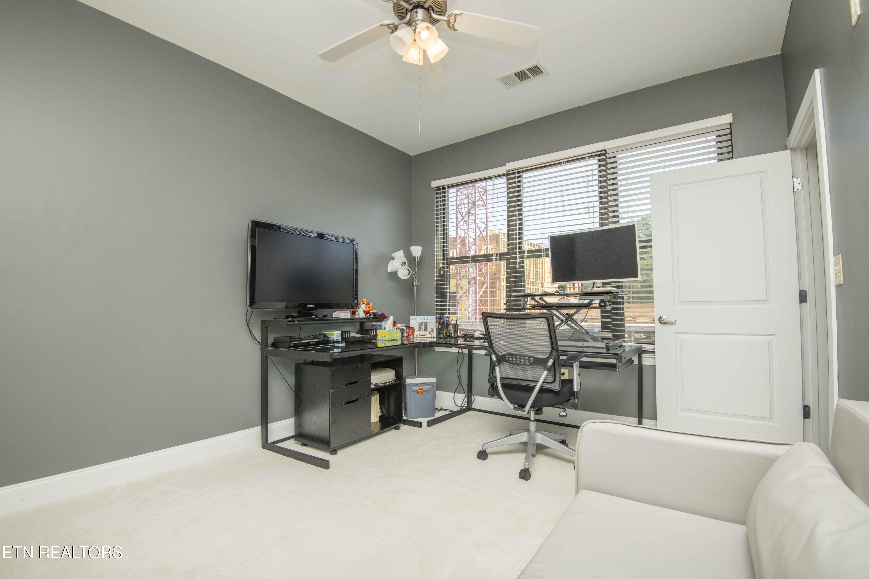 445 W Blount Ave, Knoxville, TN - Fort Loudoun and Tellico Lake Real Estate - Image# 30