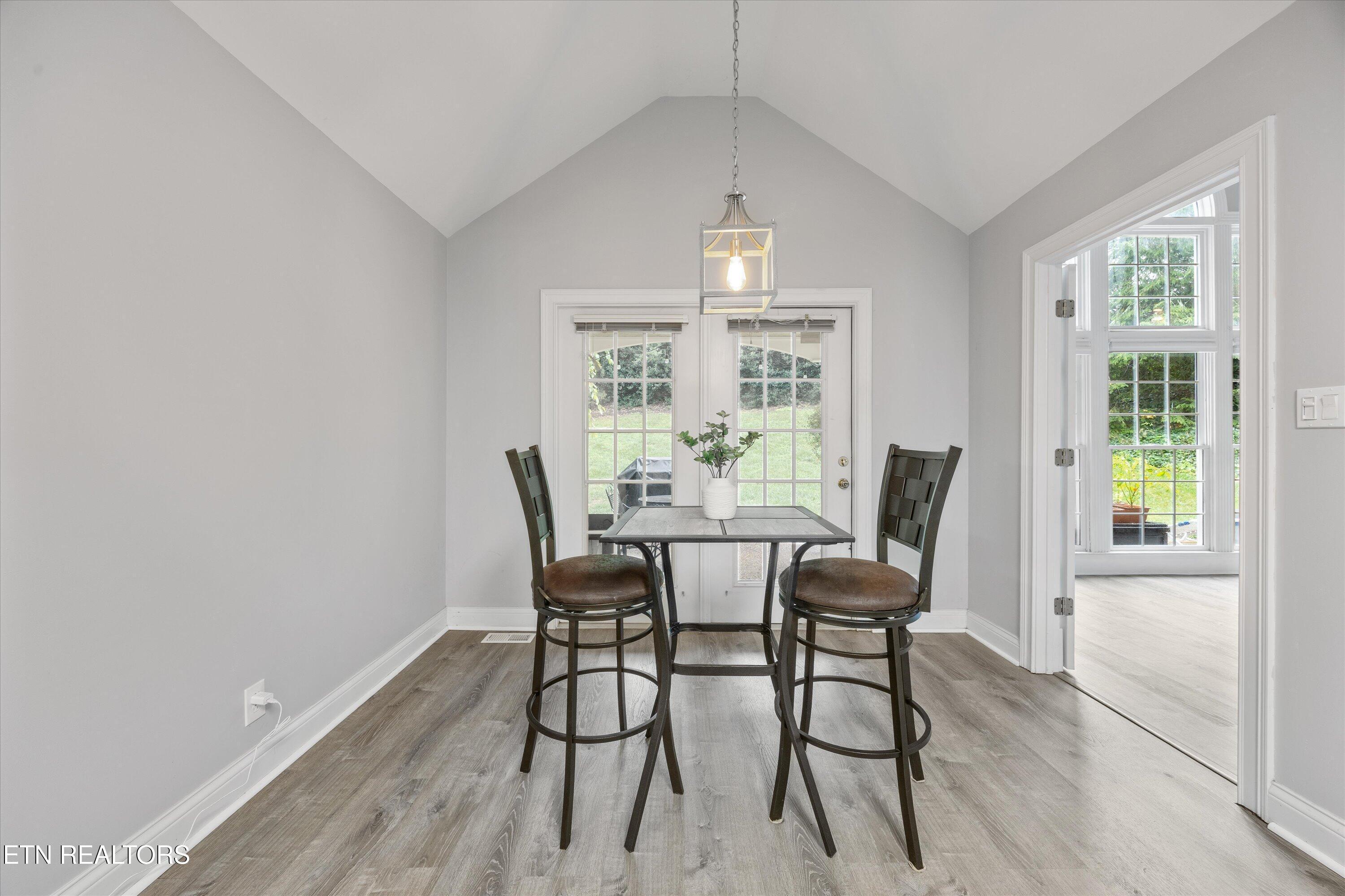 2008 Breakers Point, Knoxville, TN - Fort Loudoun and Tellico Lake Real Estate - Image# 9