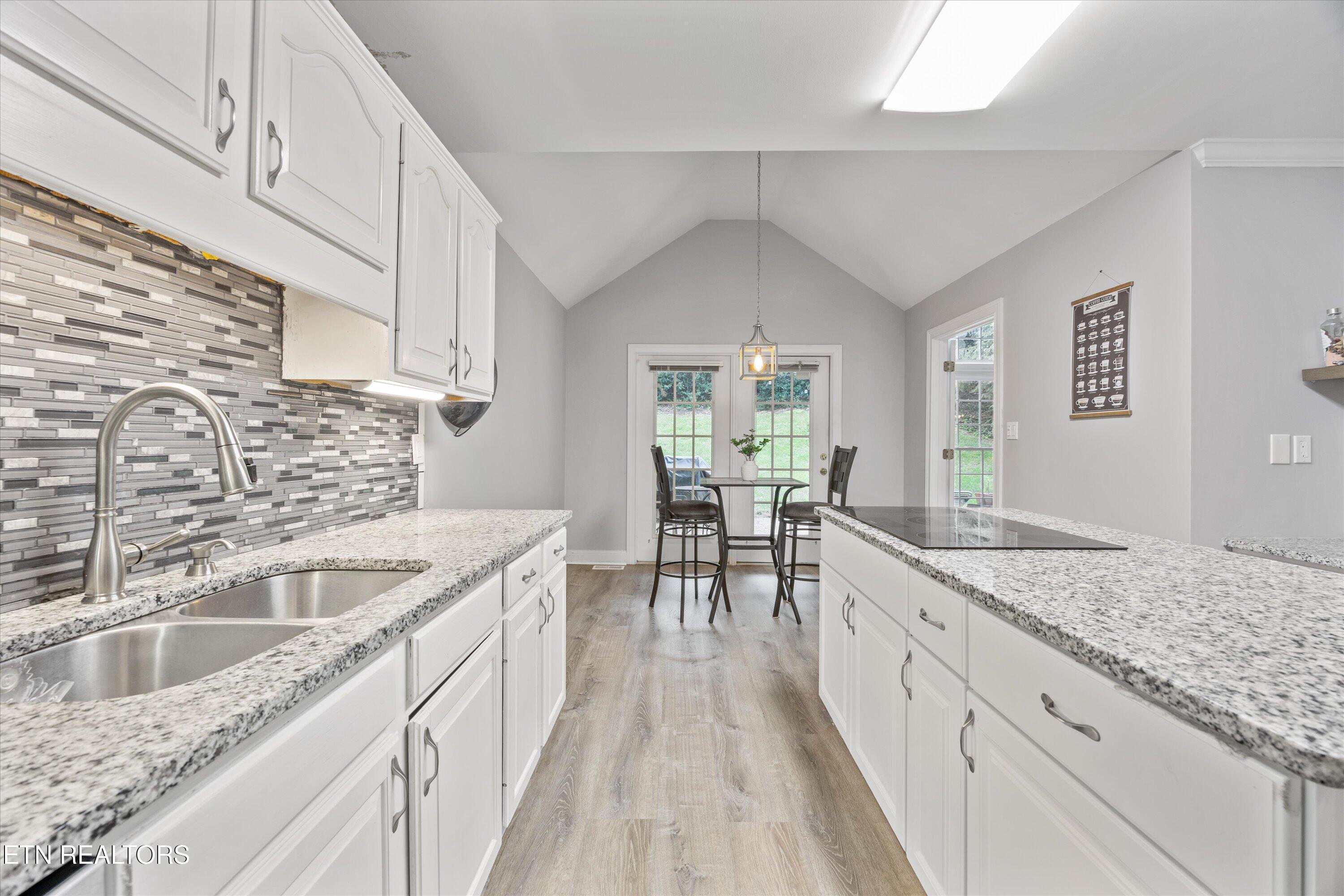 2008 Breakers Point, Knoxville, TN - Fort Loudoun and Tellico Lake Real Estate - Image# 10