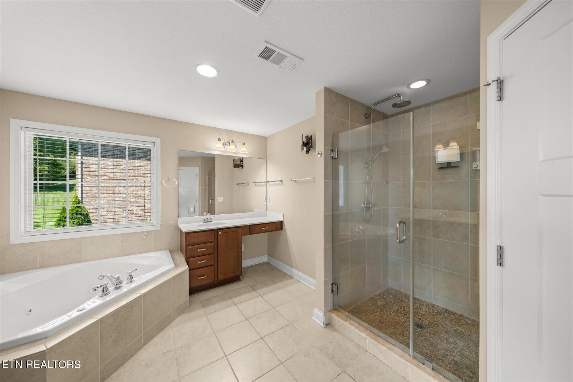 1201 Odyssey Lane, Knoxville, TN - Fort Loudoun and Tellico Lake Real Estate - Image# 43