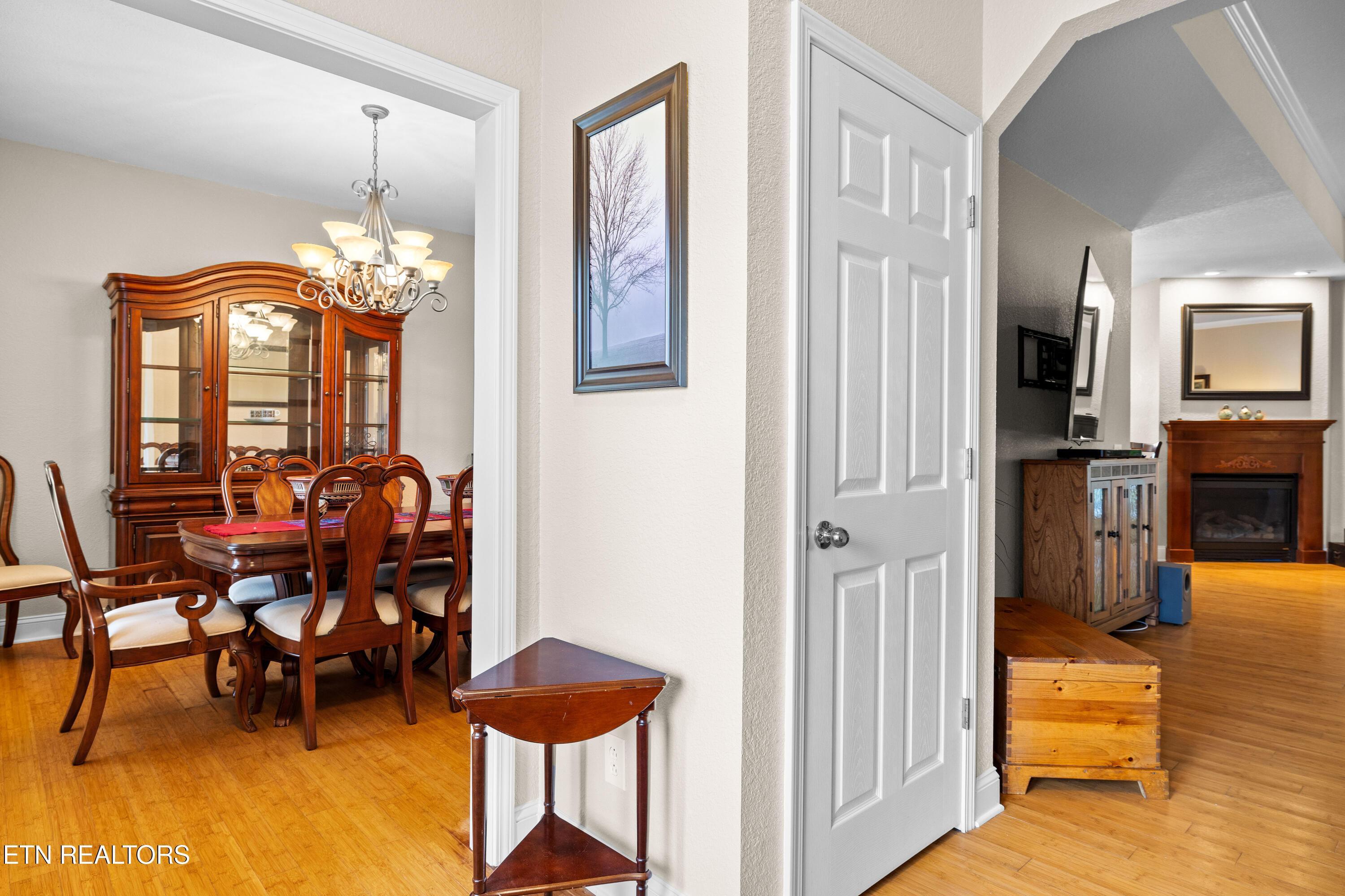 1812 Crazy Horse Drive, Maryville, TN - Fort Loudoun and Tellico Lake Real Estate - Image# 7