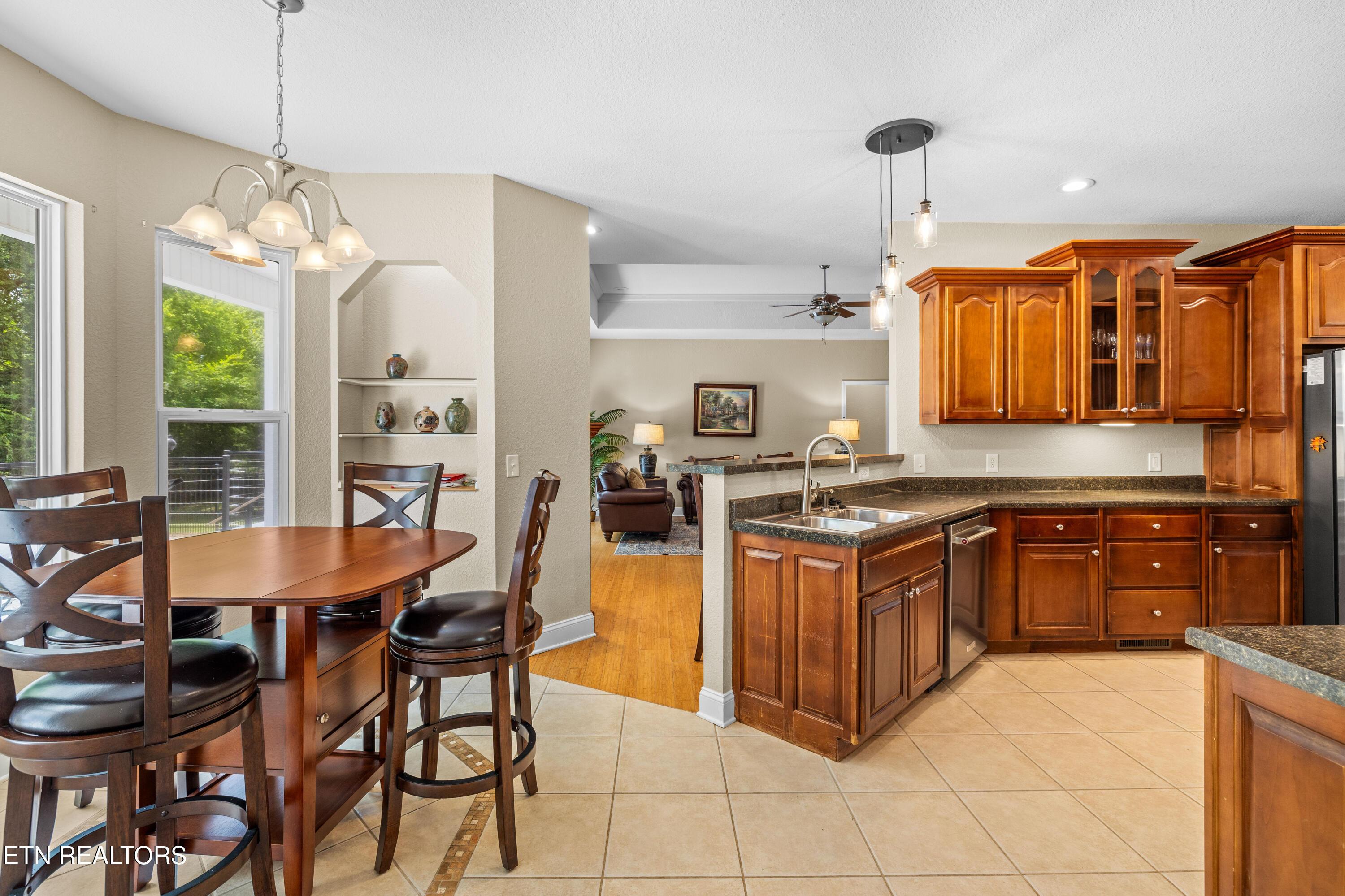 1812 Crazy Horse Drive, Maryville, TN - Fort Loudoun and Tellico Lake Real Estate - Image# 16
