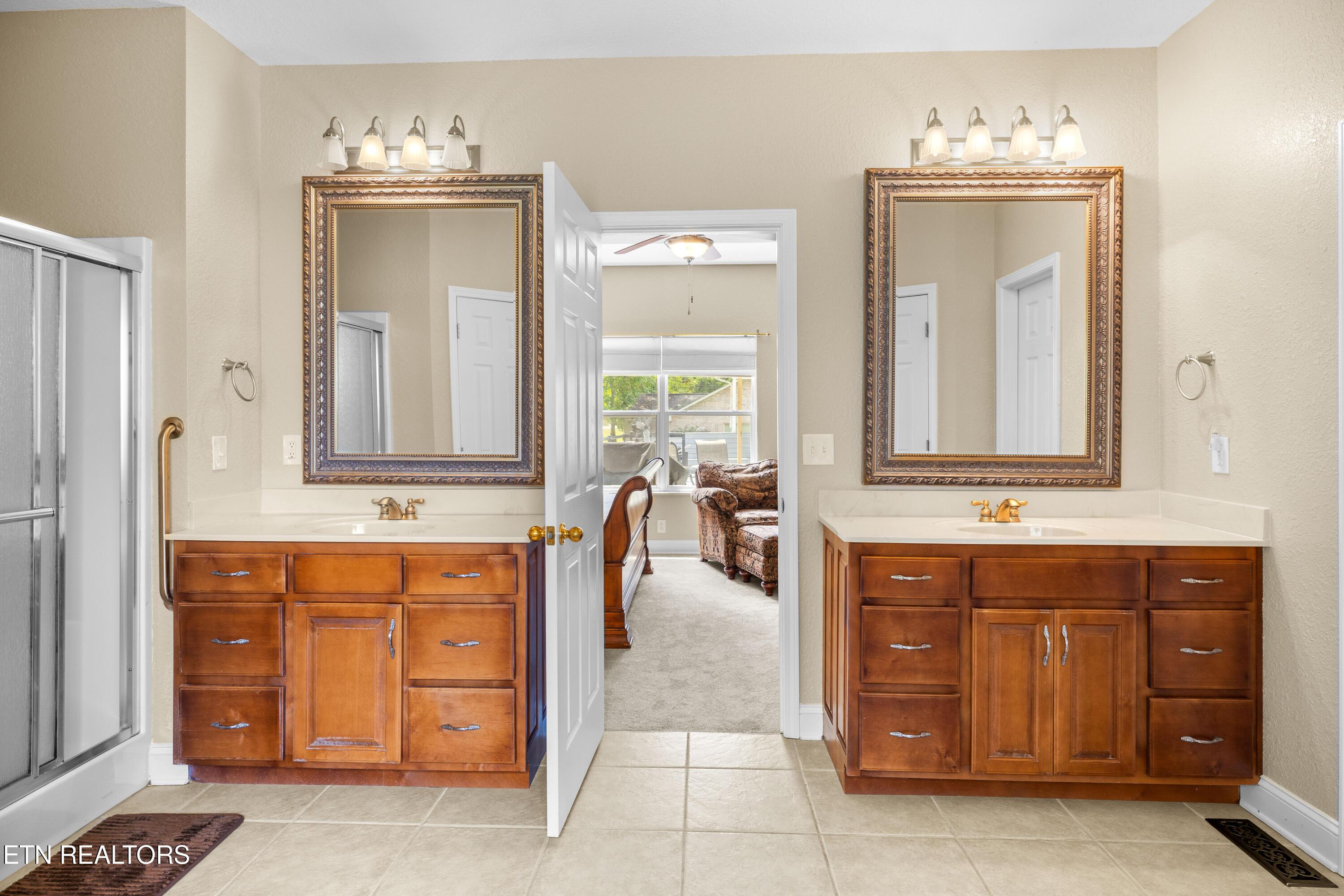 1812 Crazy Horse Drive, Maryville, TN - Fort Loudoun and Tellico Lake Real Estate - Image# 27