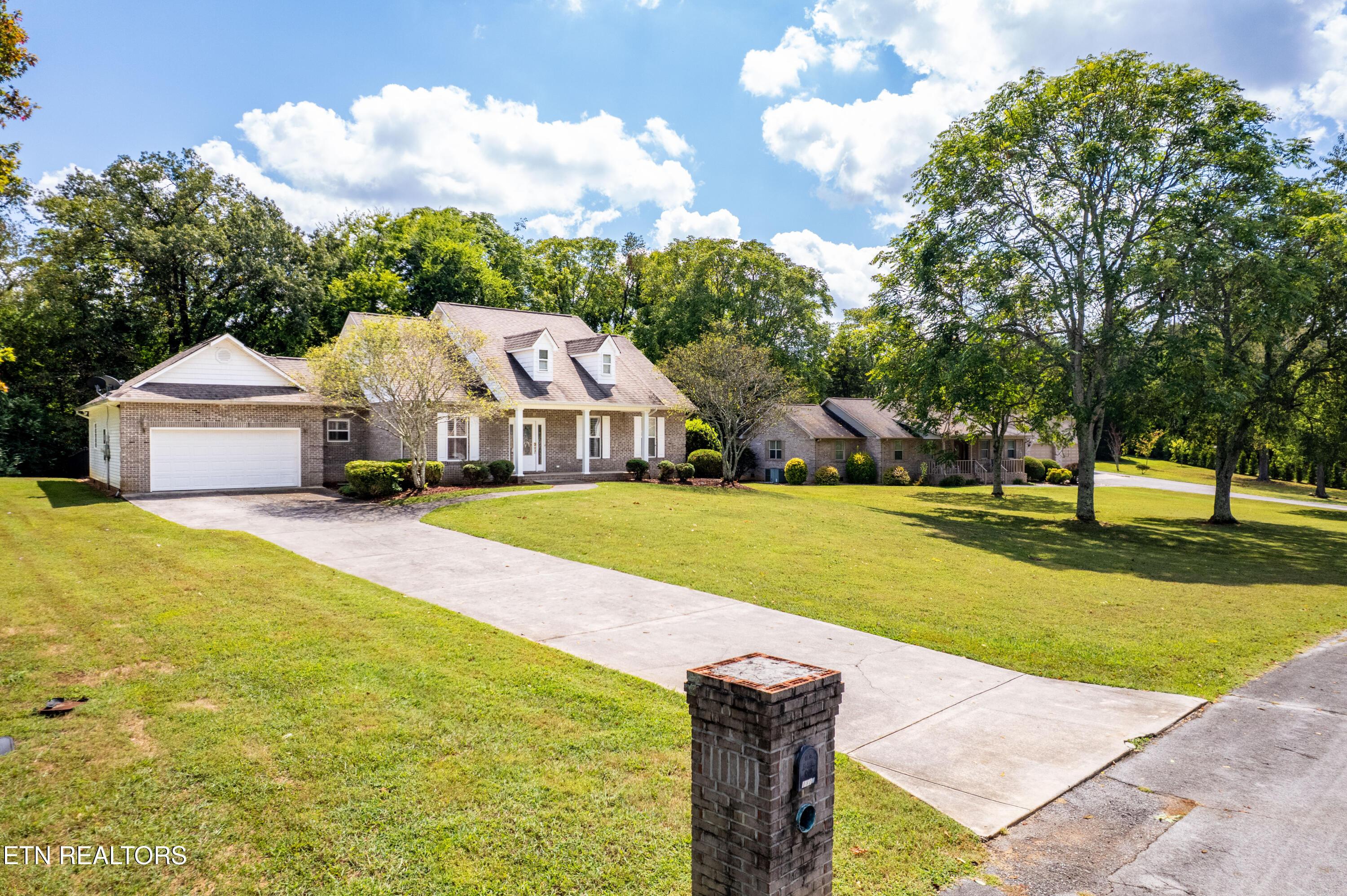 1812 Crazy Horse Drive, Maryville, TN - Fort Loudoun and Tellico Lake Real Estate - Image# 3