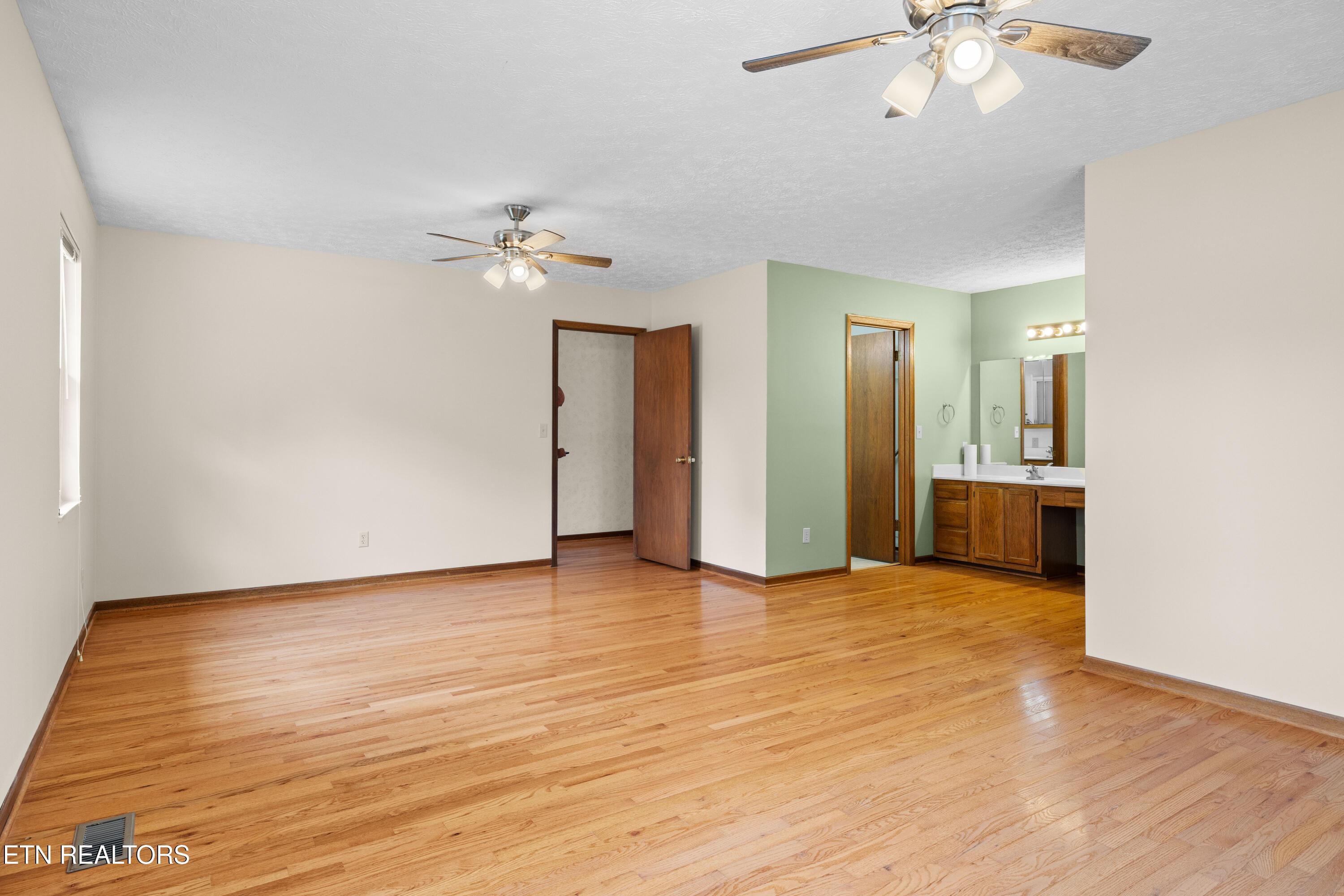 235 River Chase Rd, Lenoir City, TN - Fort Loudoun and Tellico Lake Real Estate - Image# 7