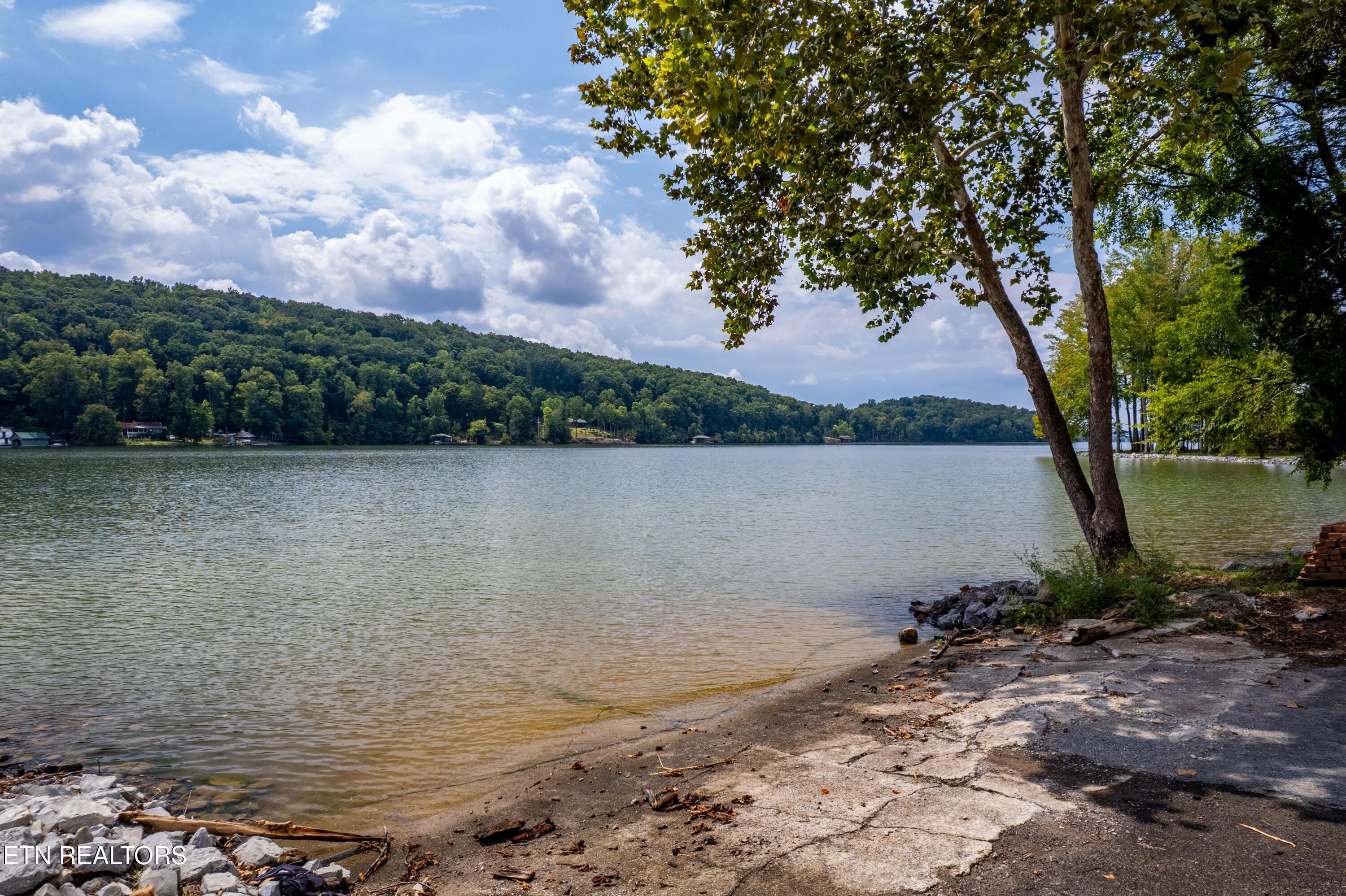 235 River Chase Rd, Lenoir City, TN - Fort Loudoun and Tellico Lake Real Estate - Image# 19
