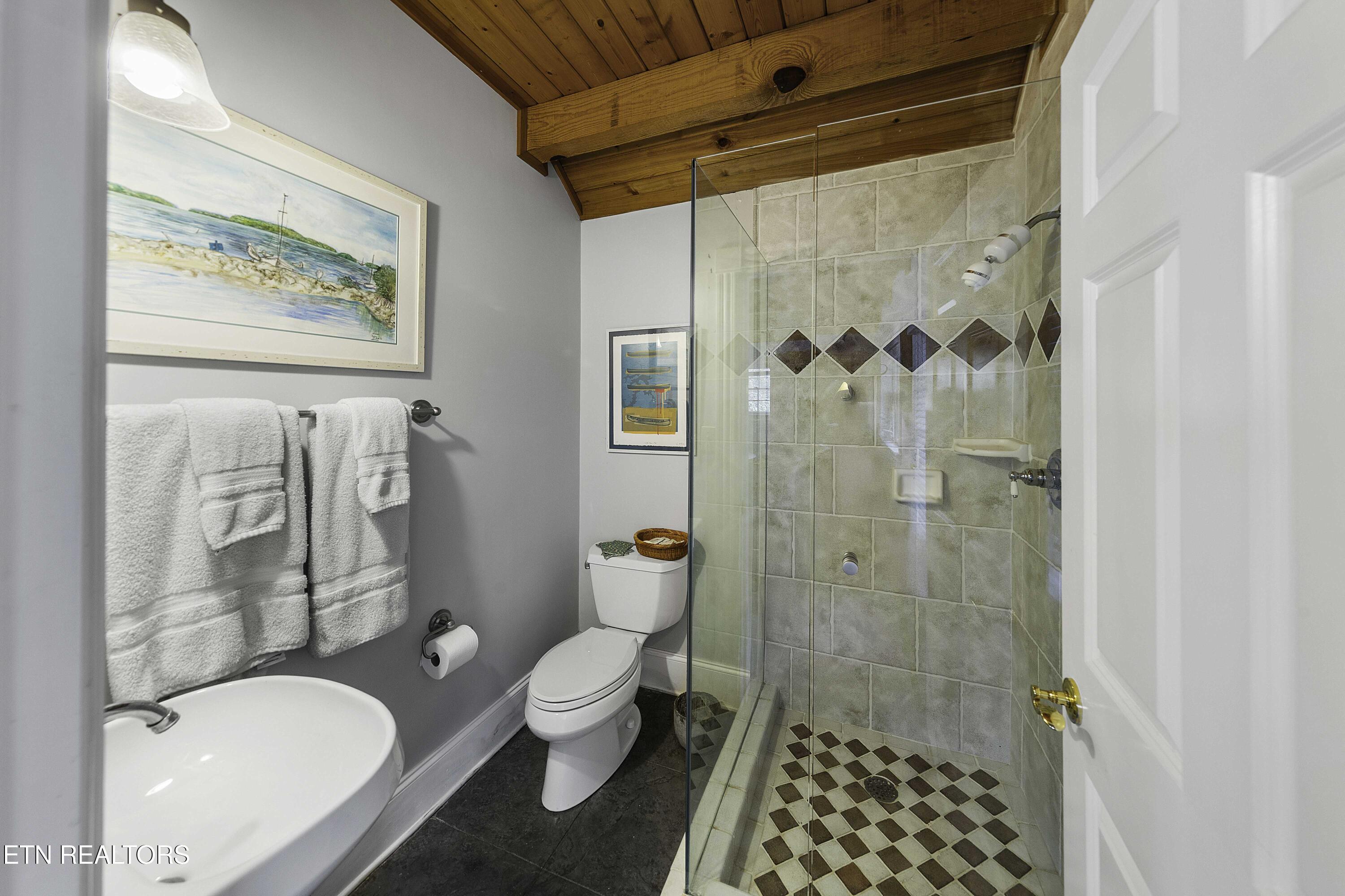 7609 Charlton Rd, Knoxville, TN - Fort Loudoun and Tellico Lake Real Estate - Image# 34