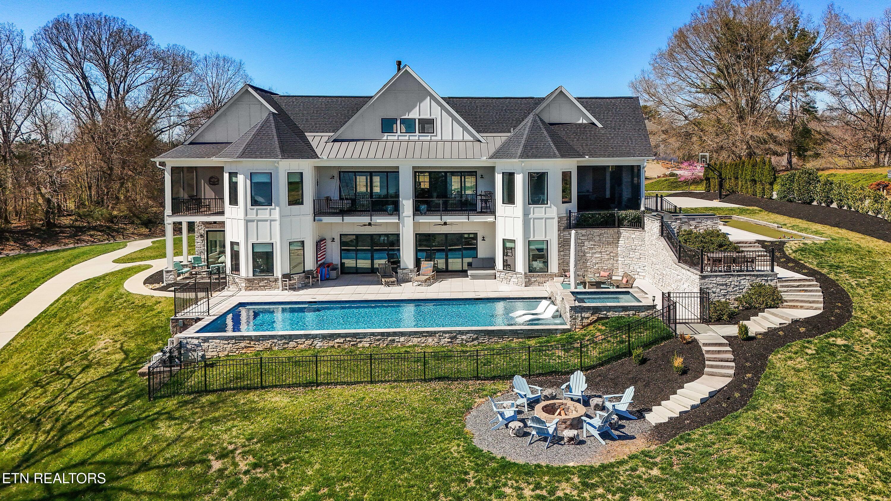 3003 Windy Ridge Point, Knoxville, TN - Fort Loudoun and Tellico Lake Real Estate - Image# 2