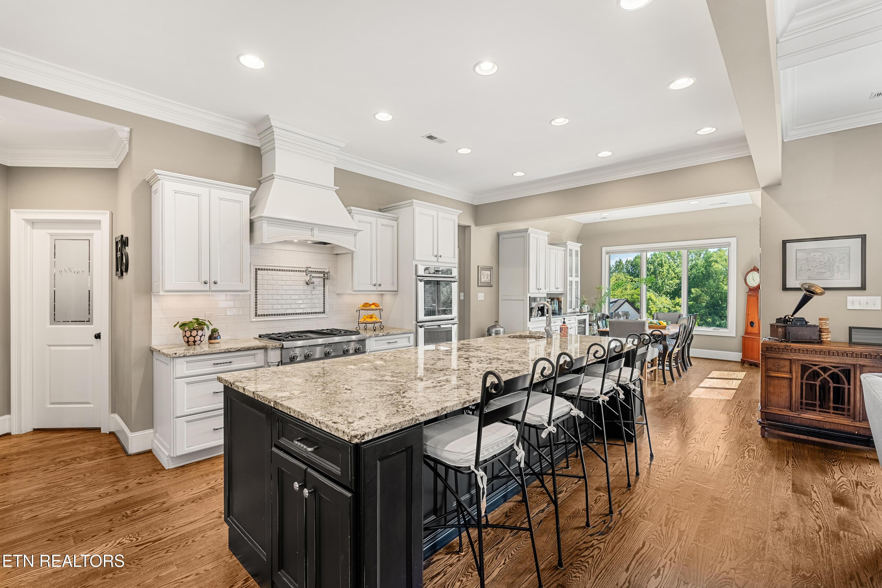 1440 Rarity Bay Pkwy, Vonore, TN - Fort Loudoun and Tellico Lake Real Estate - Image# 16