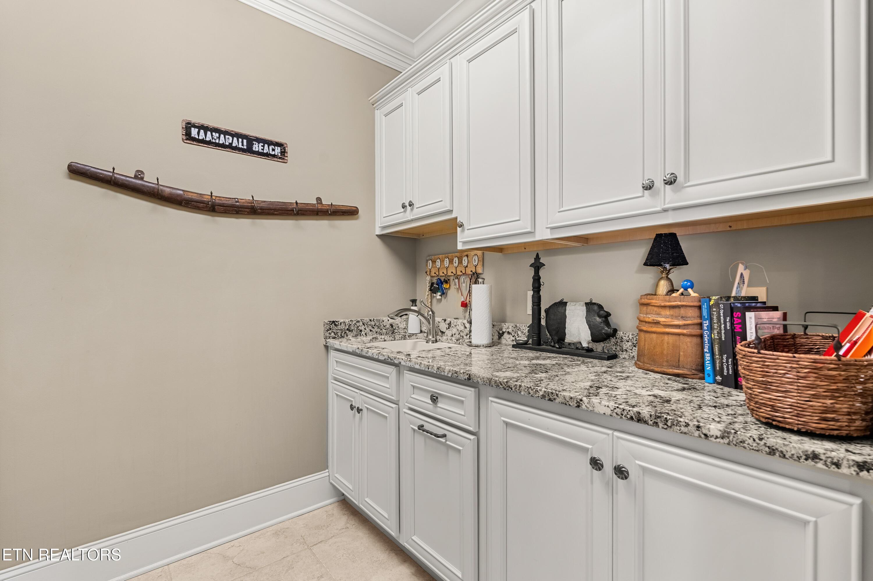 1440 Rarity Bay Pkwy, Vonore, TN - Fort Loudoun and Tellico Lake Real Estate - Image# 28