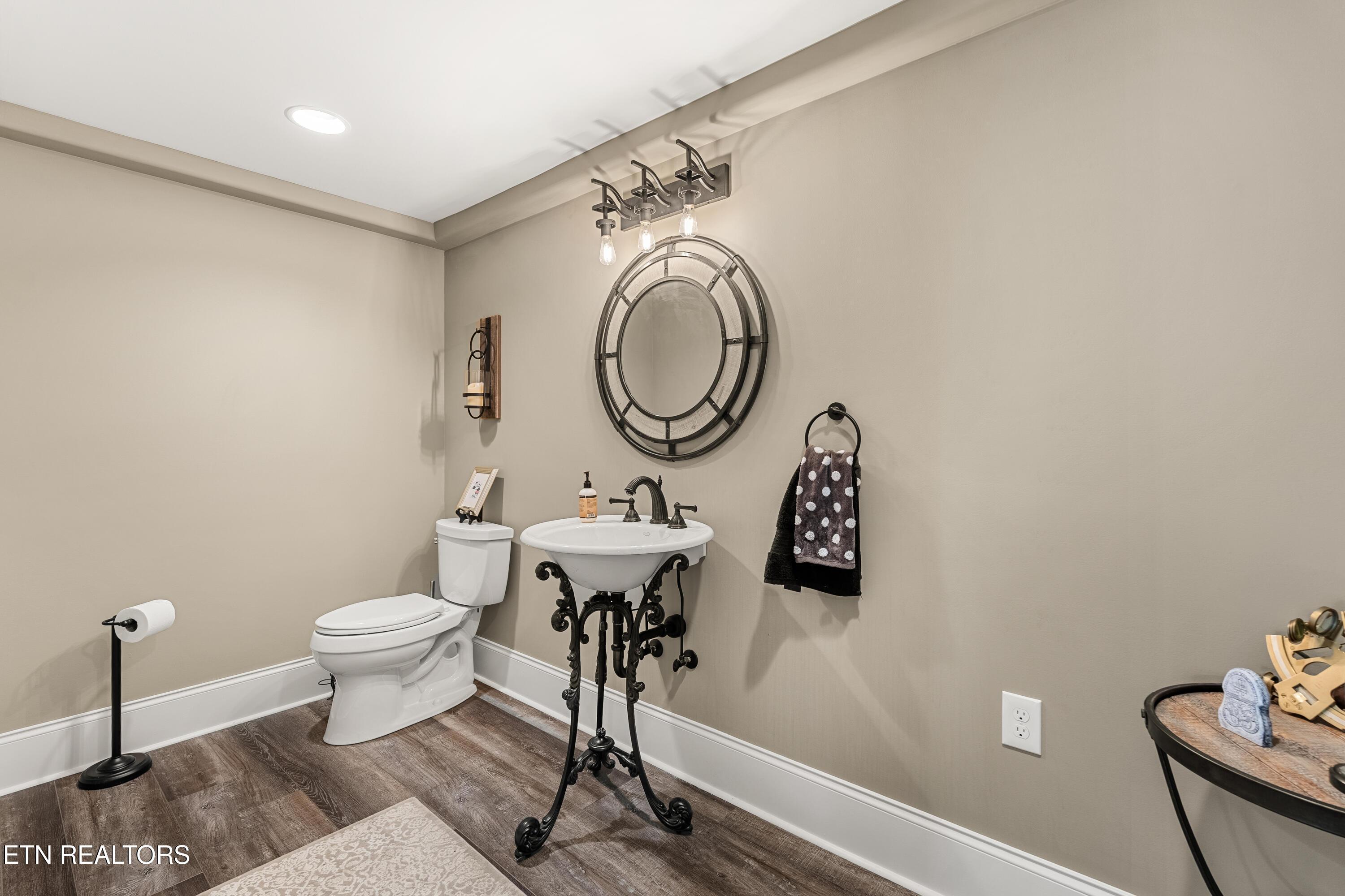 1440 Rarity Bay Pkwy, Vonore, TN - Fort Loudoun and Tellico Lake Real Estate - Image# 49