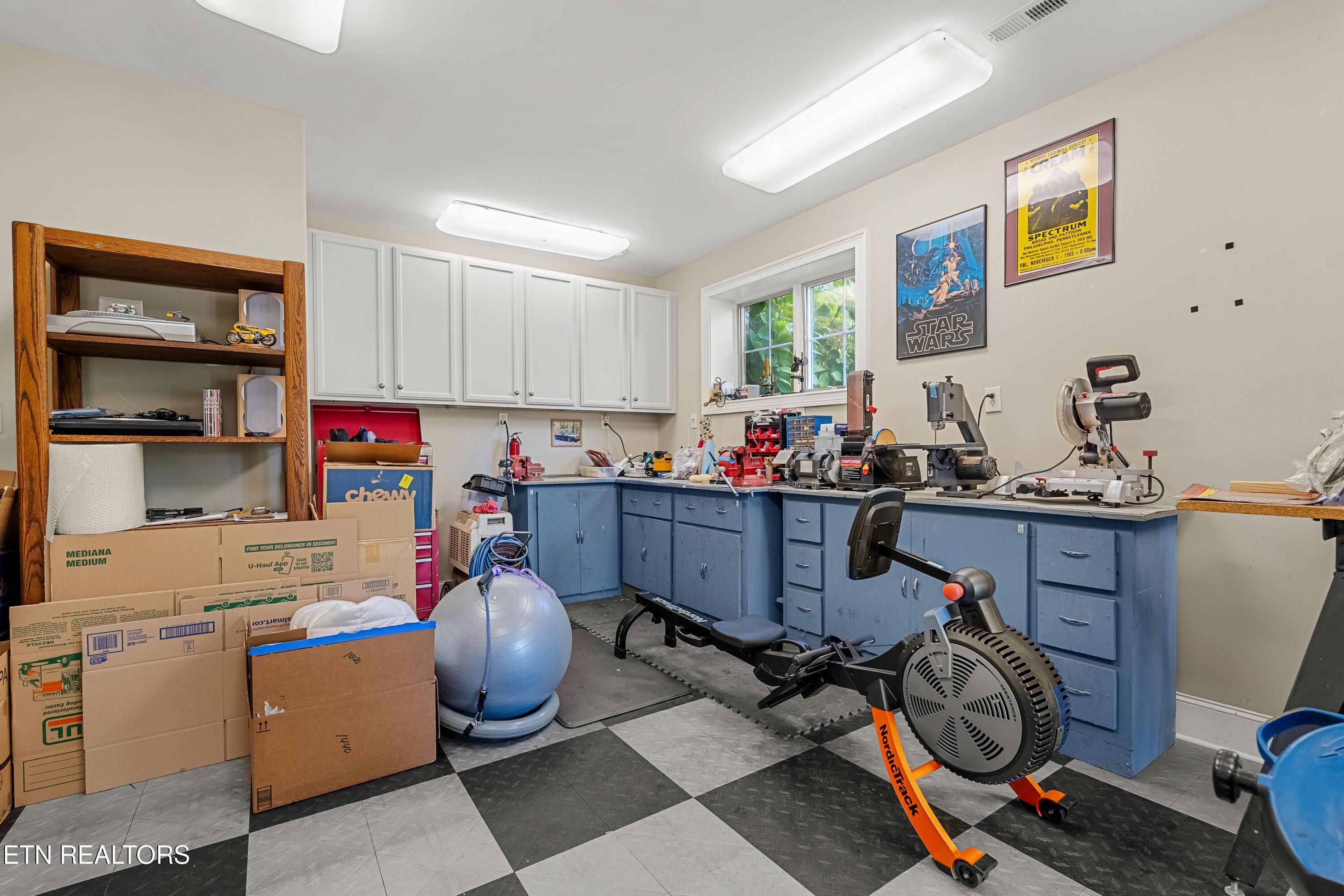 1440 Rarity Bay Pkwy, Vonore, TN - Fort Loudoun and Tellico Lake Real Estate - Image# 44