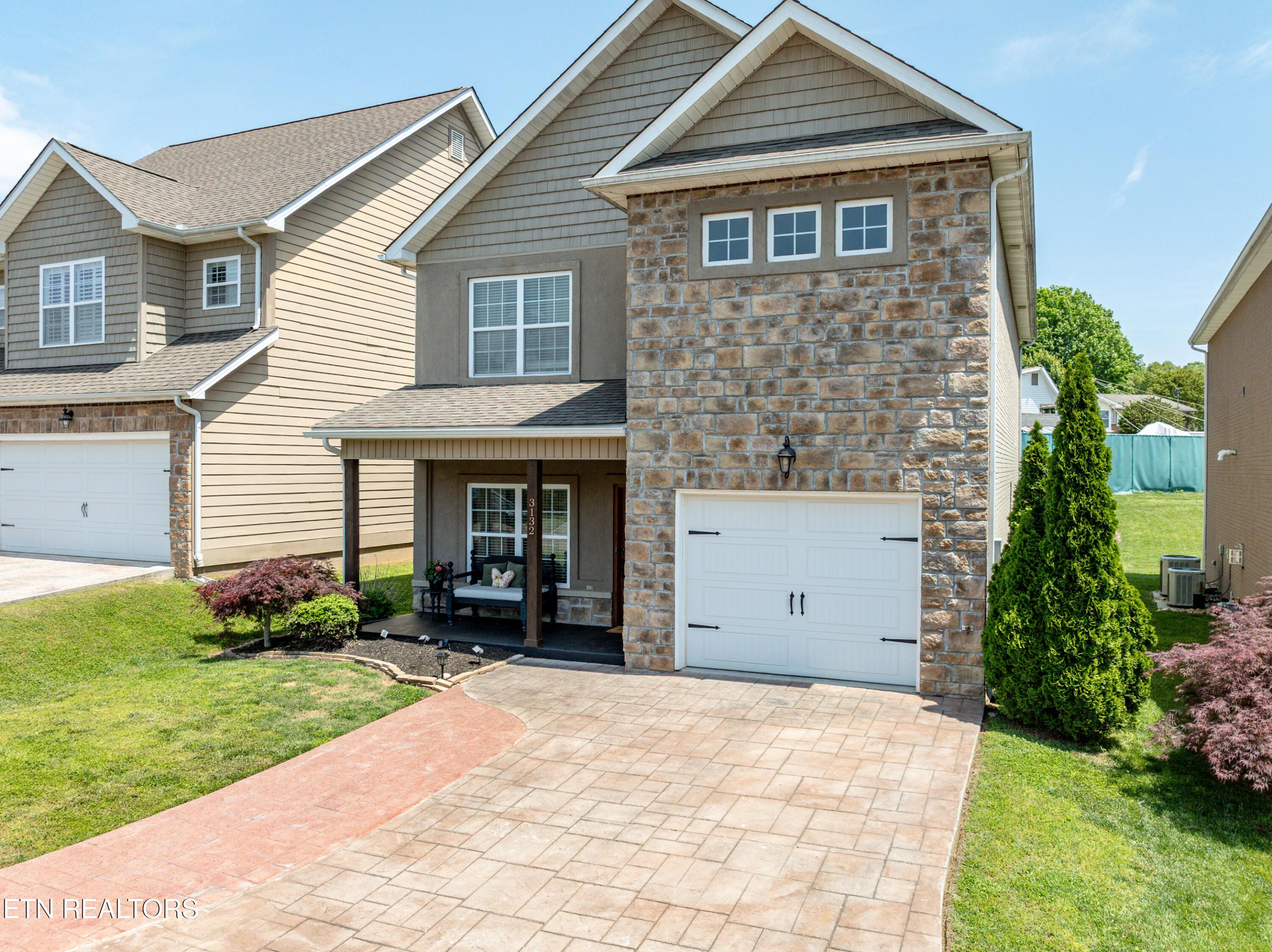 3132 Gazebo Point Way, Knoxville, TN - Fort Loudoun and Tellico Lake Real Estate - Image# 1
