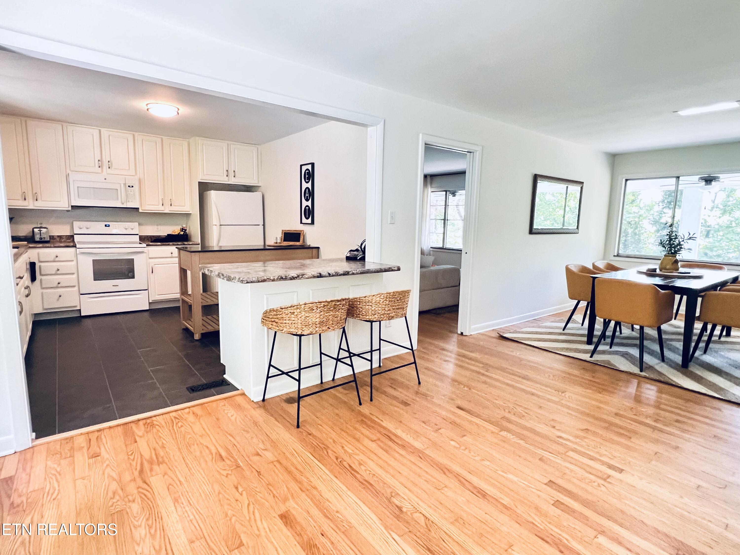 3401 SW Raines Lane, Knoxville, TN - Fort Loudoun and Tellico Lake Real Estate - Image# 17