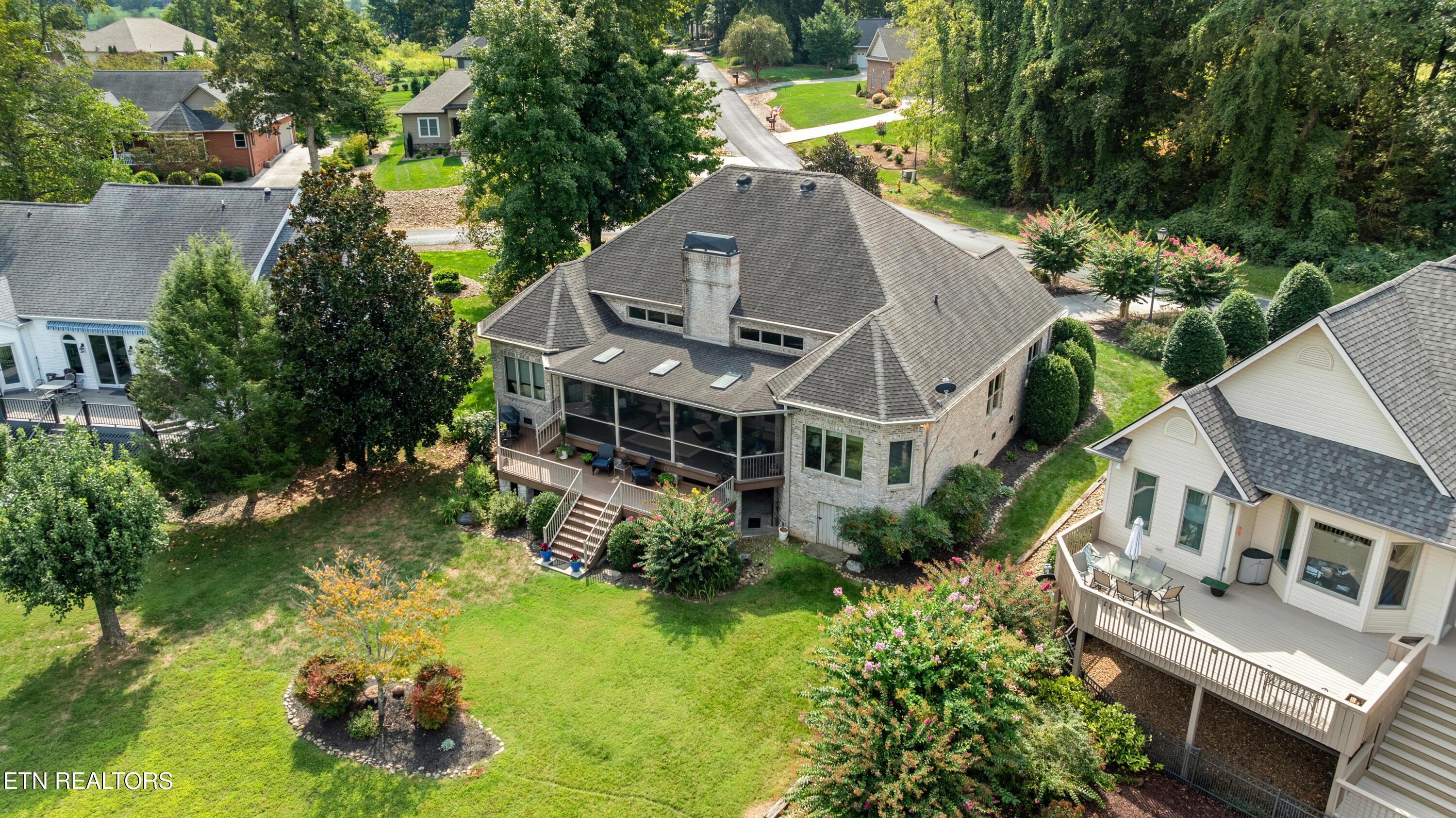 363 Golanvyi Tr, Vonore, TN - Fort Loudoun and Tellico Lake Real Estate - Image# 6