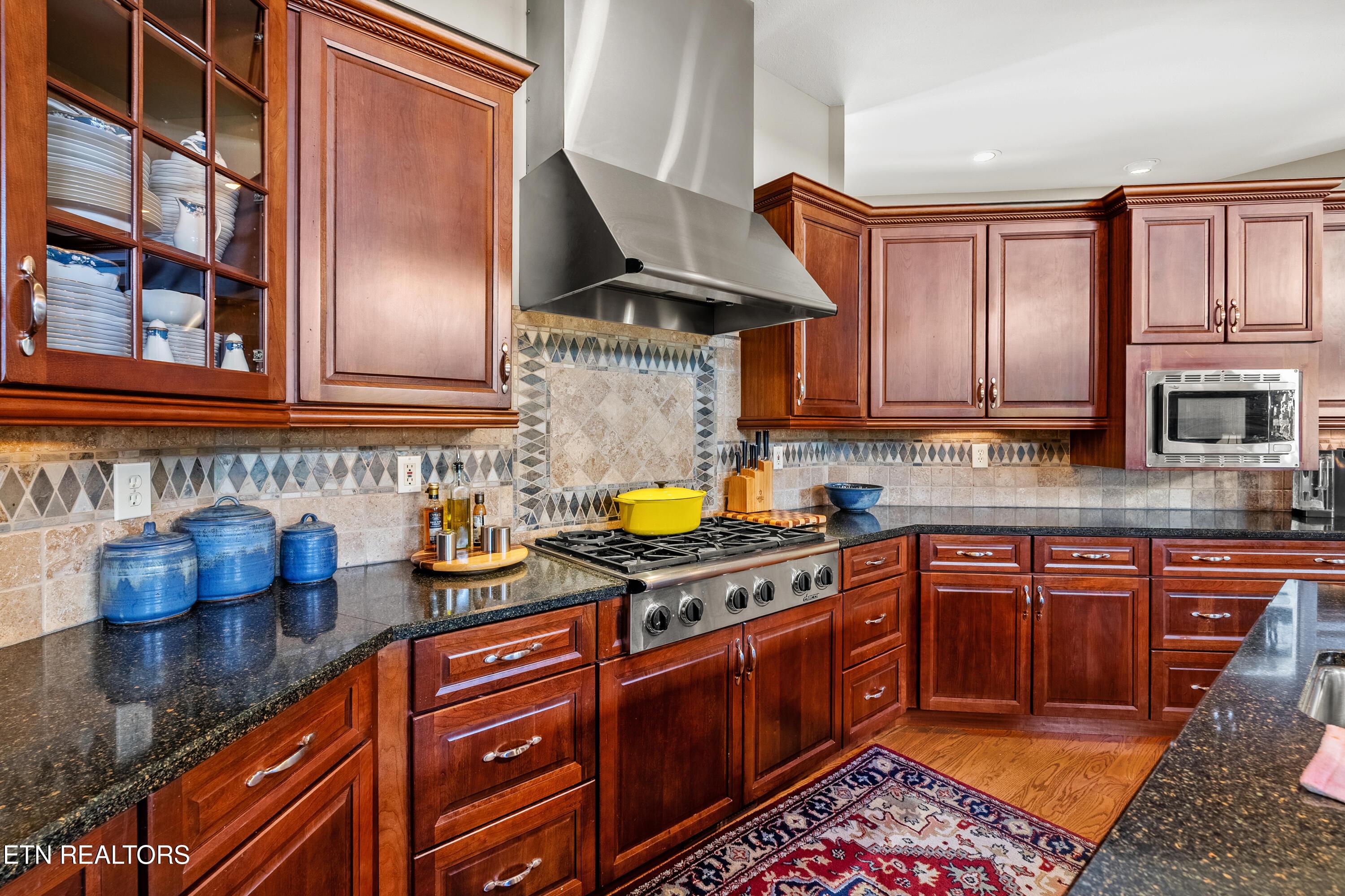 363 Golanvyi Tr, Vonore, TN - Fort Loudoun and Tellico Lake Real Estate - Image# 14