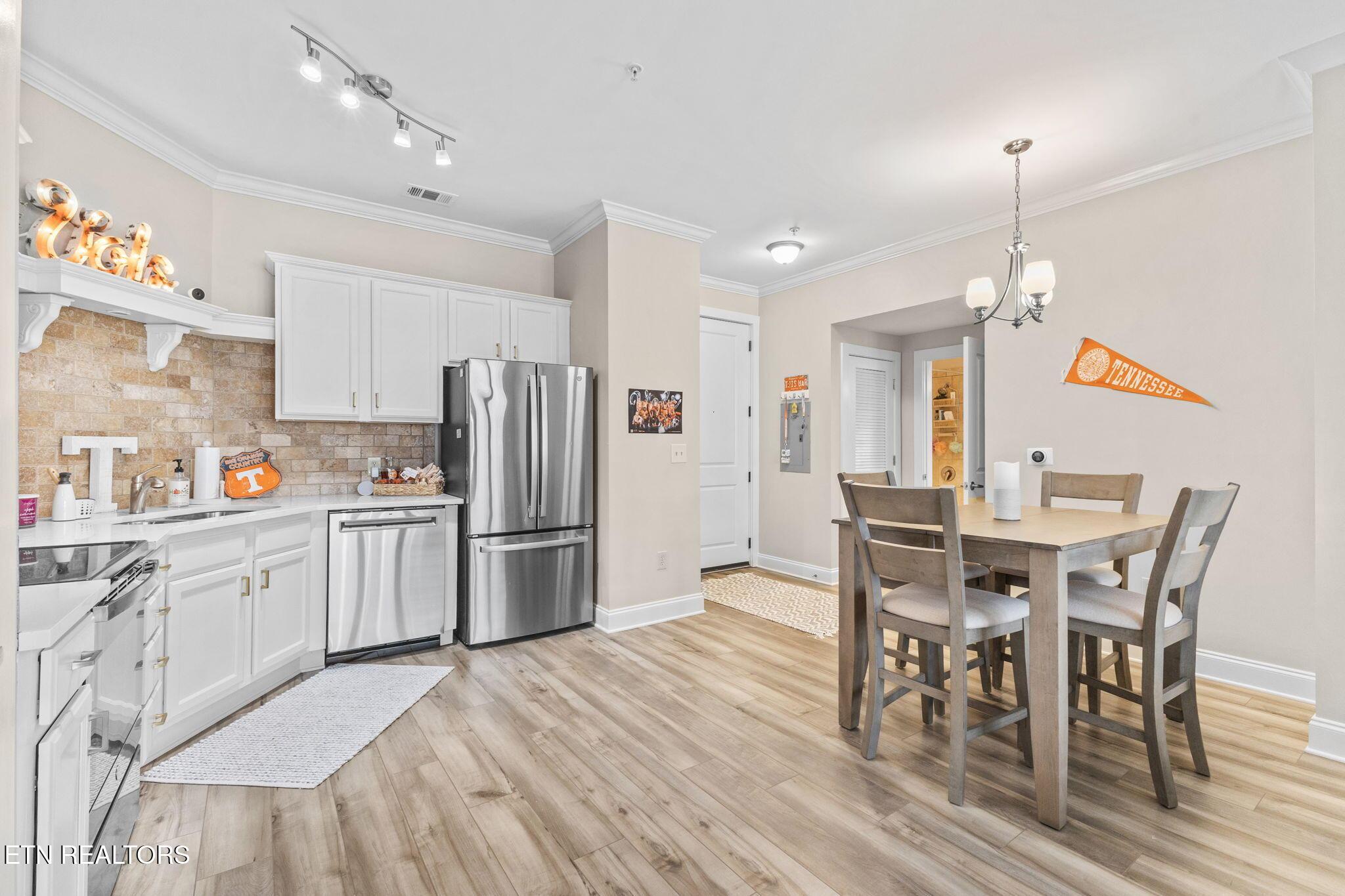 445 W Blount Ave, Knoxville, TN - Fort Loudoun and Tellico Lake Real Estate - Image# 9