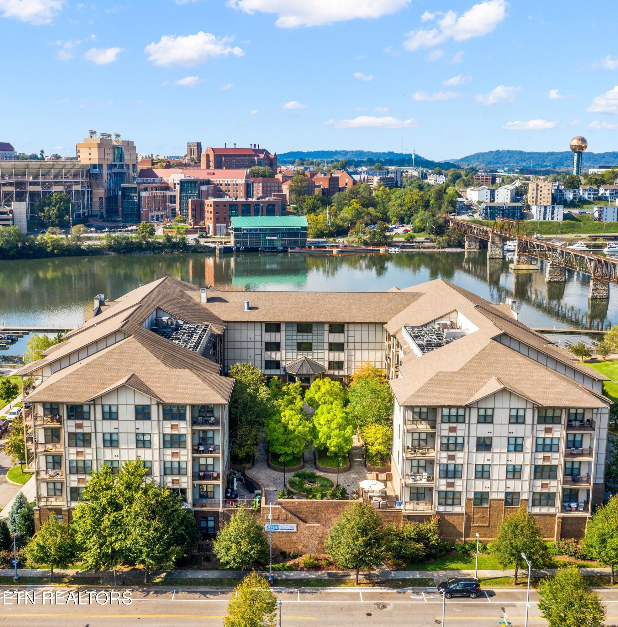 445 W Blount Ave, Knoxville, TN - Fort Loudoun and Tellico Lake Real Estate - Image# 1